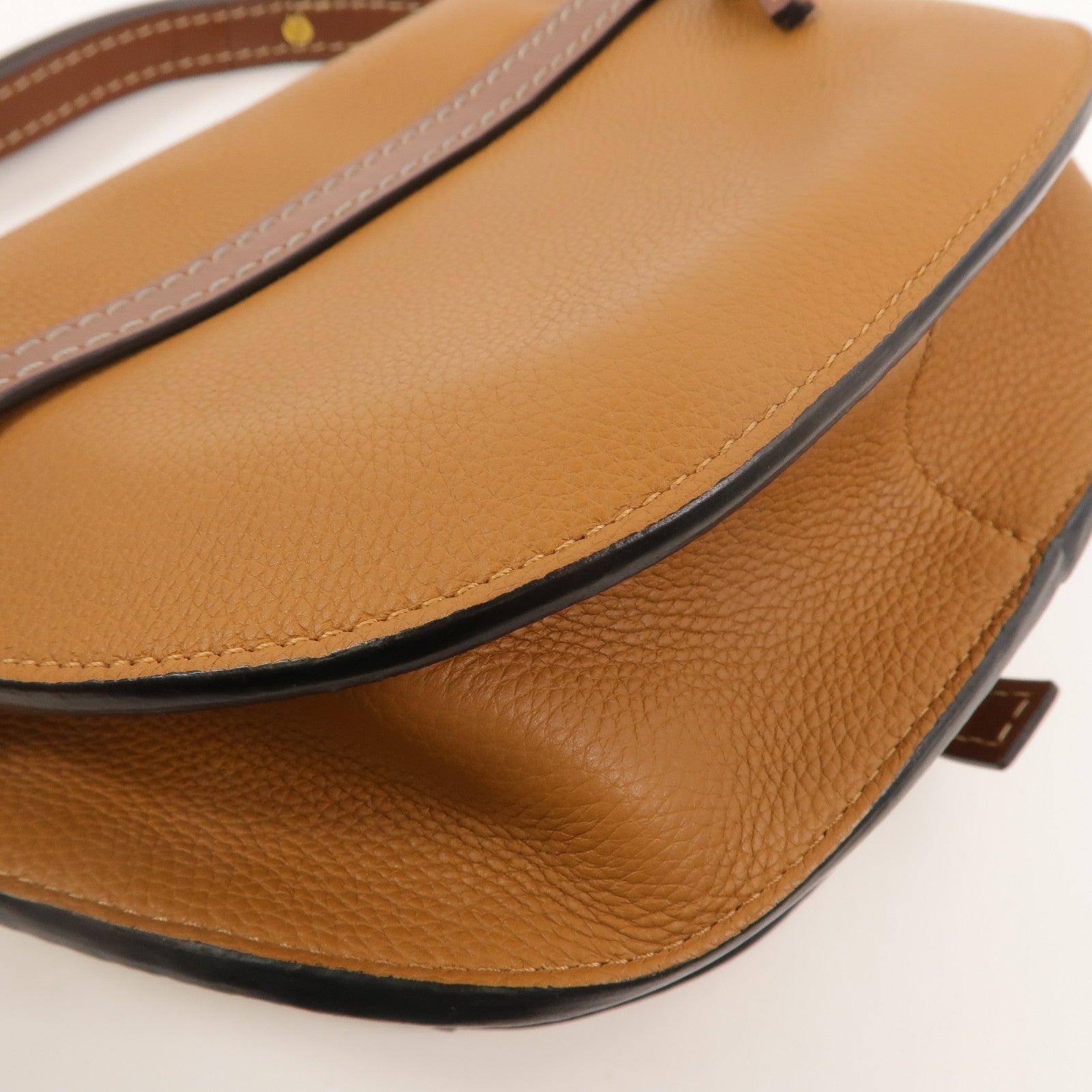 LOEWE 牛皮皮革Gate Small肩背袋