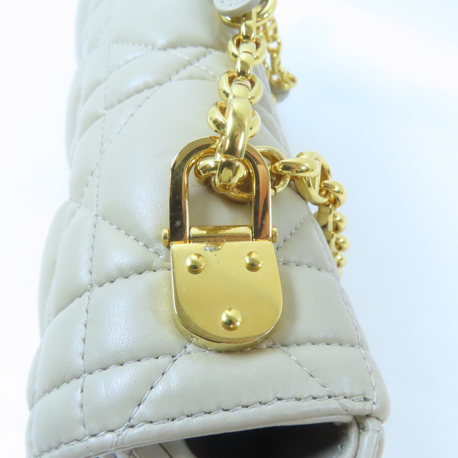 Dior 【激減優惠】羊皮皮革Caro金扣鏈帶肩背袋米色