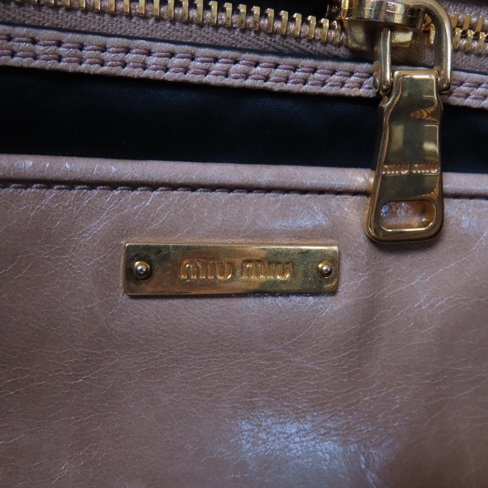 Miu Miu 牛皮皮革Shoulder Bag金扣手挽肩背兩用袋米色