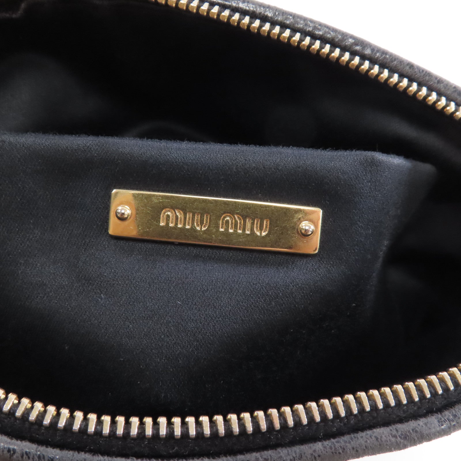 Miu Miu 牛皮皮革Shoulder Bag金扣肩背袋黑色