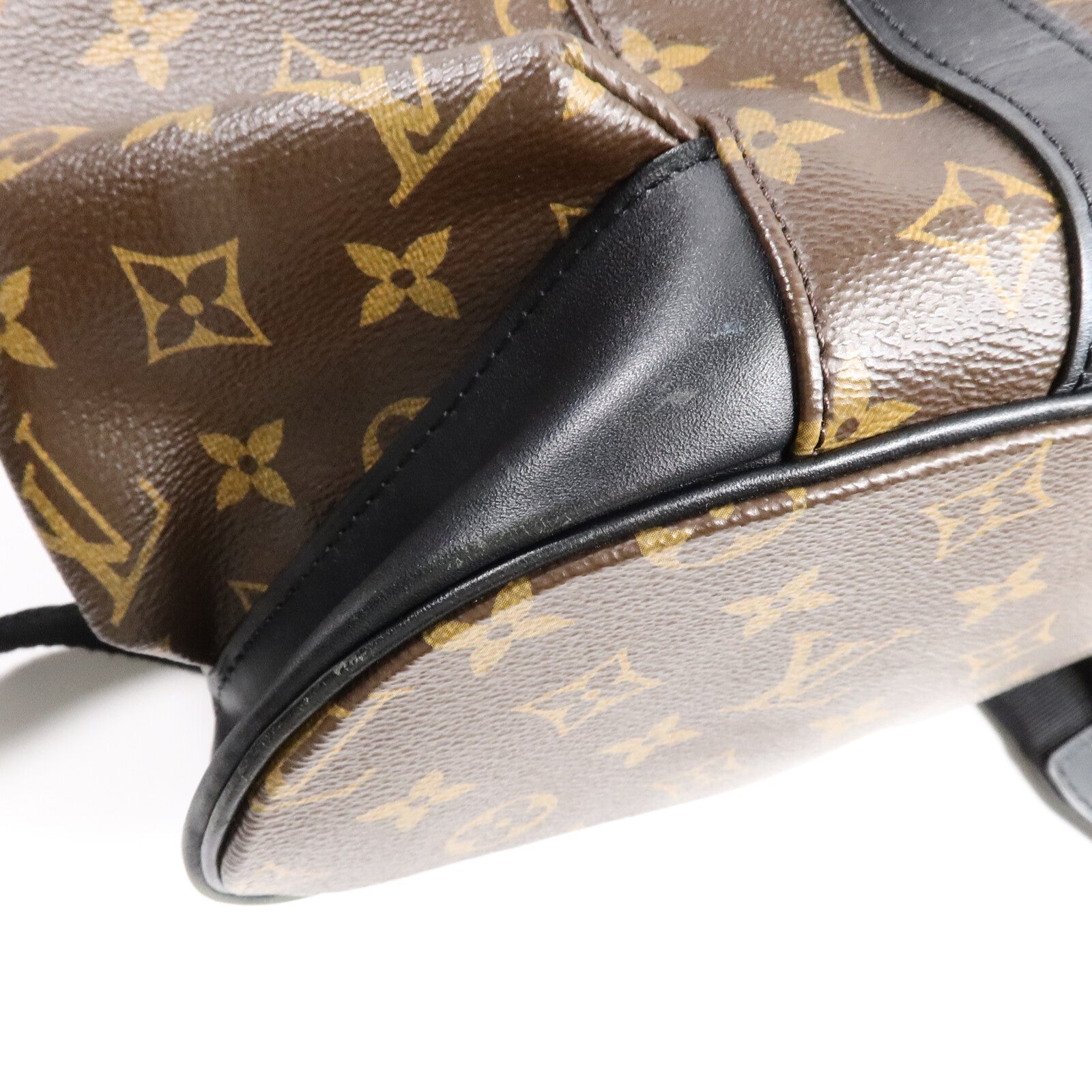 LOUIS VUITTON Monogram Macassar Christopher MM銀扣背包