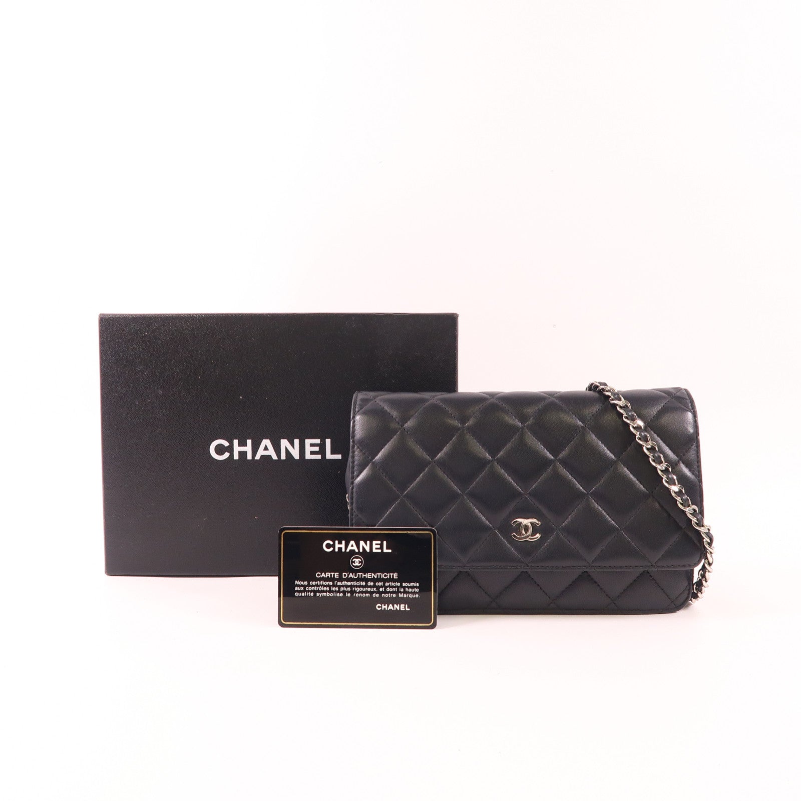 CHANEL 牛皮皮革WOC Wallet On Chain銀扣鏈帶肩背袋