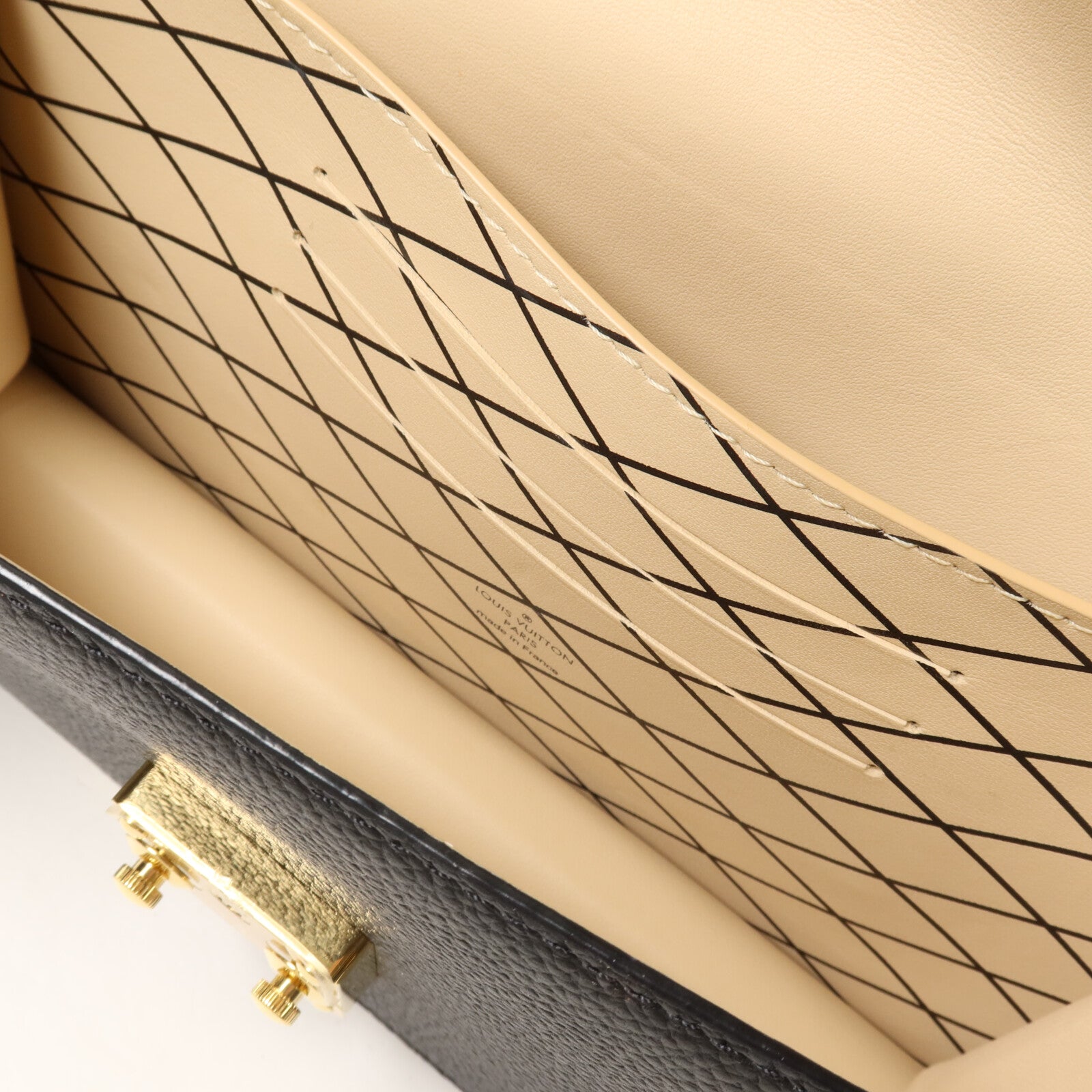LOUIS VUITTON 牛皮皮革Trunk鏈帶手挽肩背兩用袋