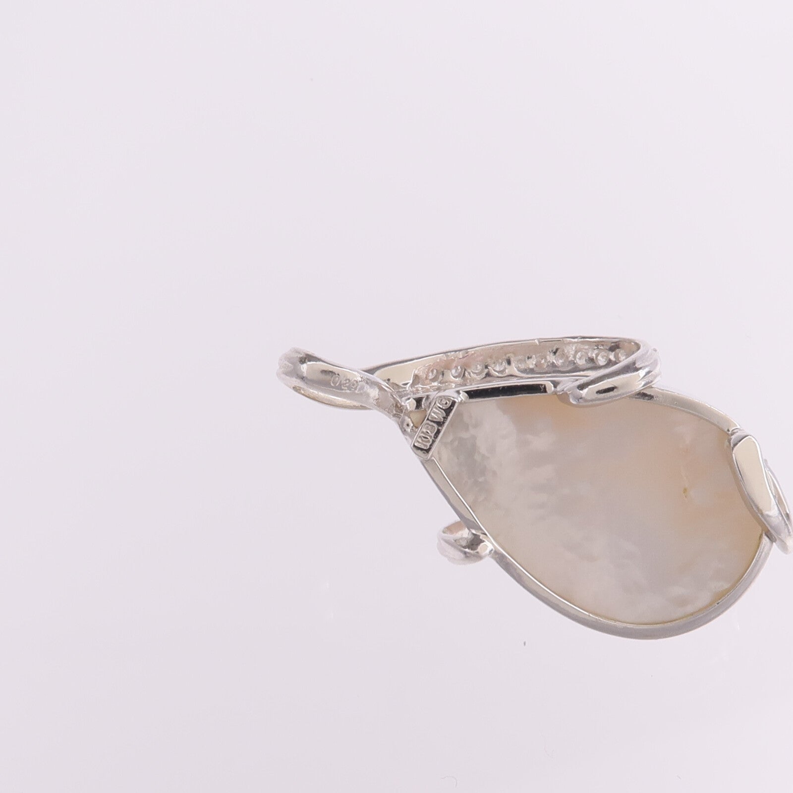 JEWELRY 18K白金Mother Of Pearl Diamond Pendant Top珍珠母貝/鑽石吊墜