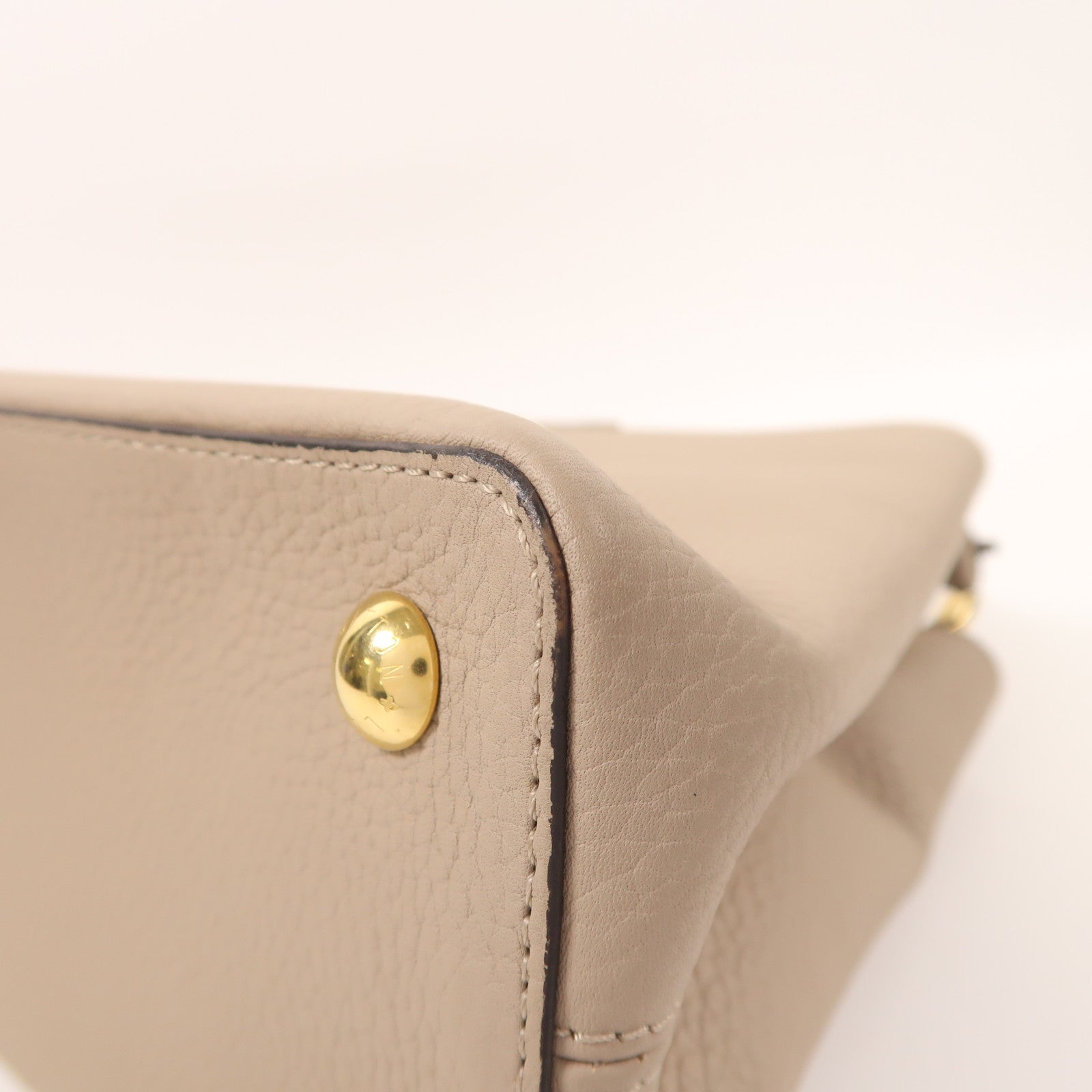 LOUIS VUITTON 牛皮皮革Capucines MM金扣手挽肩背兩用袋