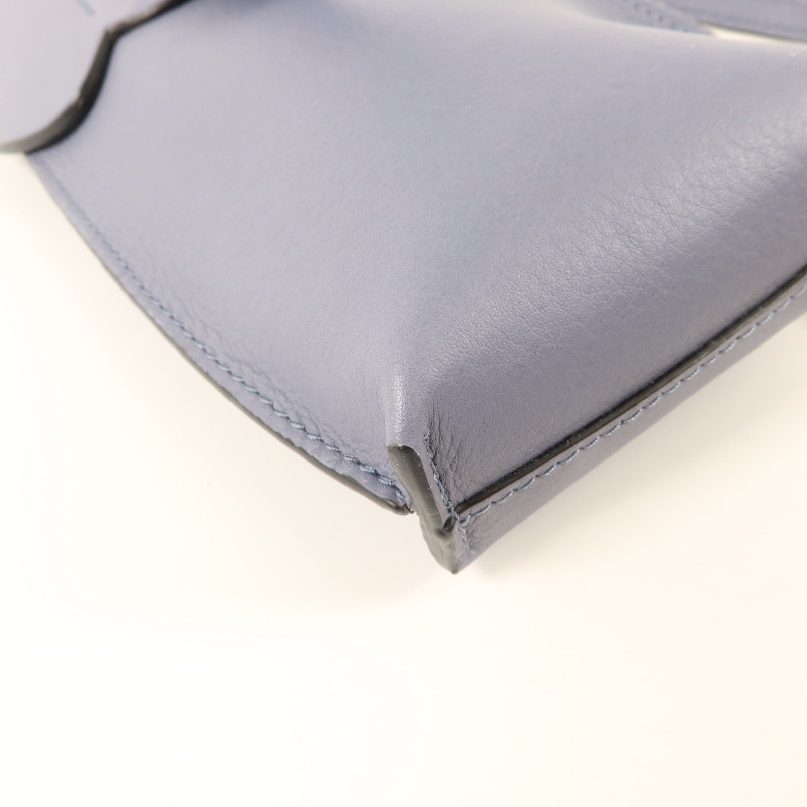 LOEWE 牛皮皮革Shoulder Bag肩背袋