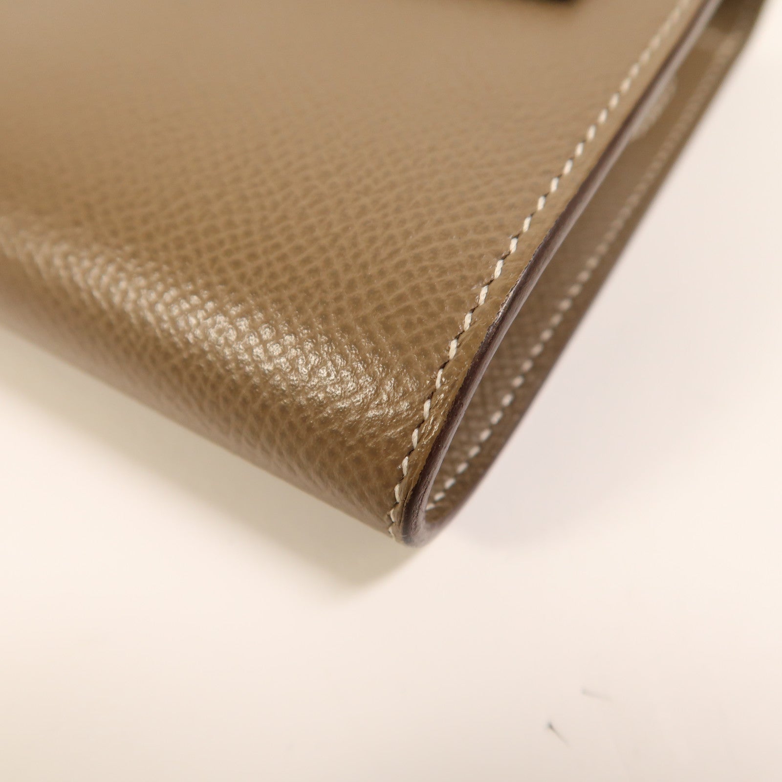 HERMES Epsom皮革Kelly To Go金扣肩背袋Etoupe