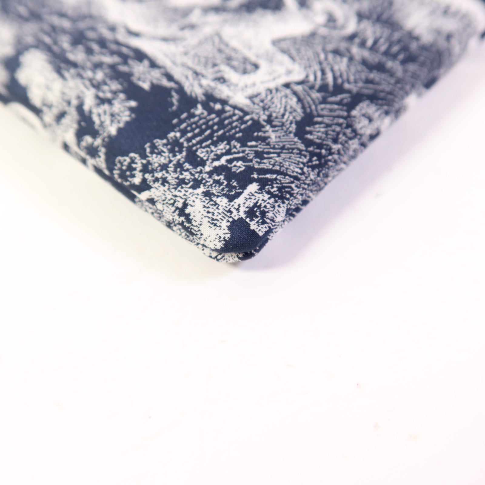 Dior 尼龍Phone Pouch With Strap金扣肩背袋