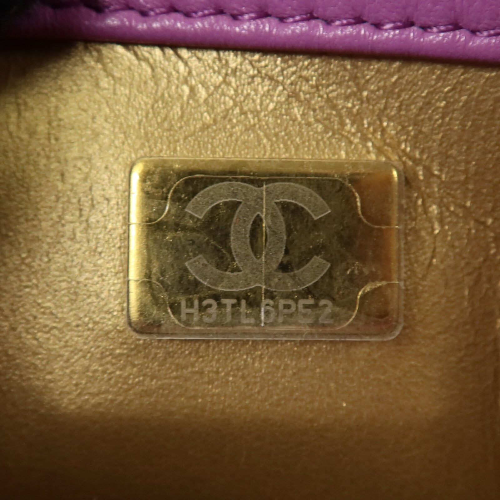 CHANEL 羊皮皮革Mini Classic 17 with Gold ball鏈帶肩背袋