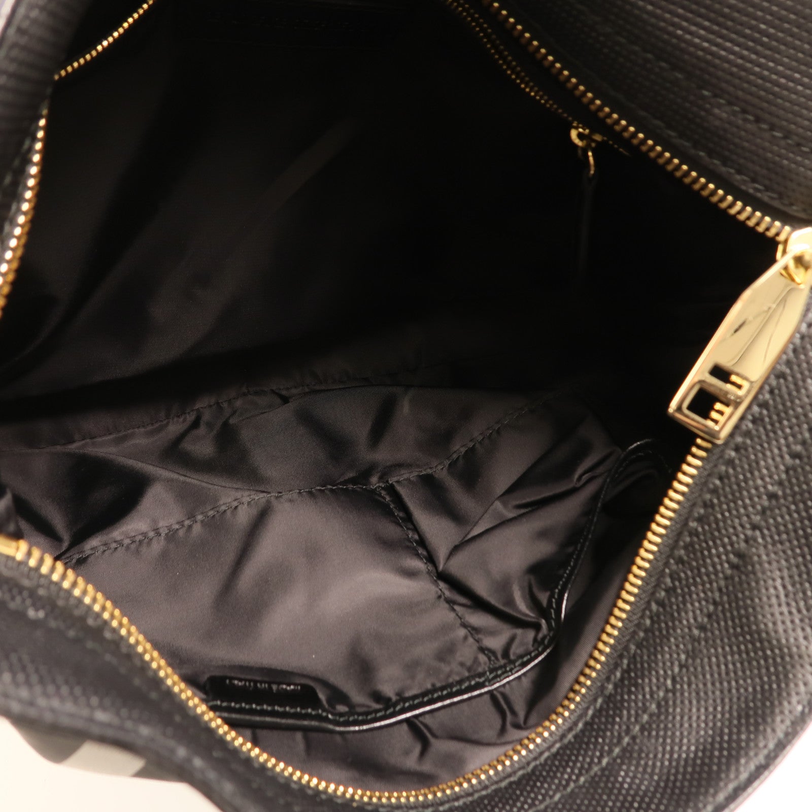 BURBERRY 尼龍Shoulder Bag金扣肩背袋