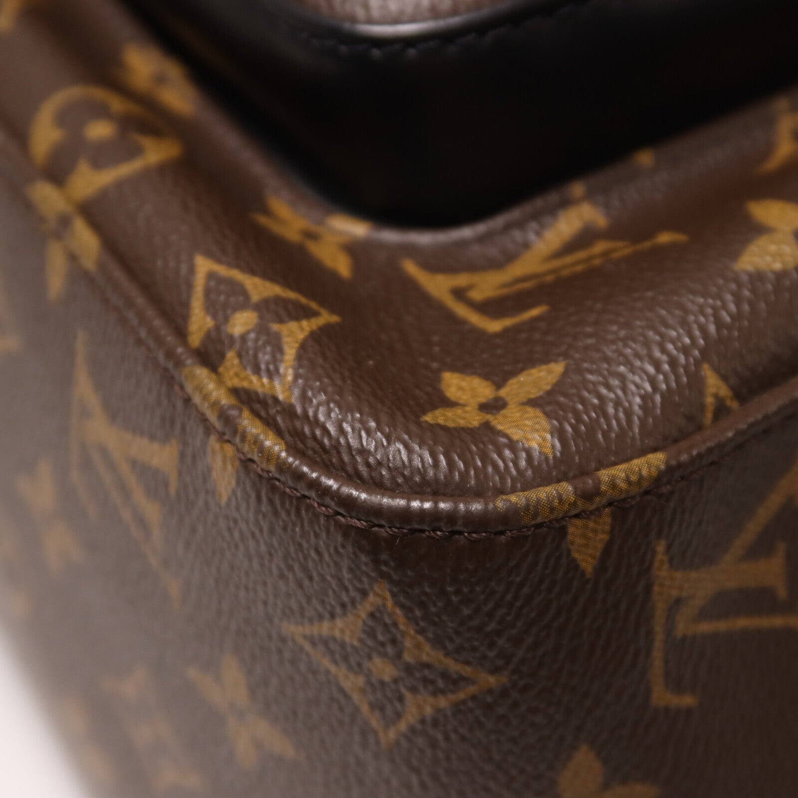 LOUIS VUITTON Monogram Josh背包
