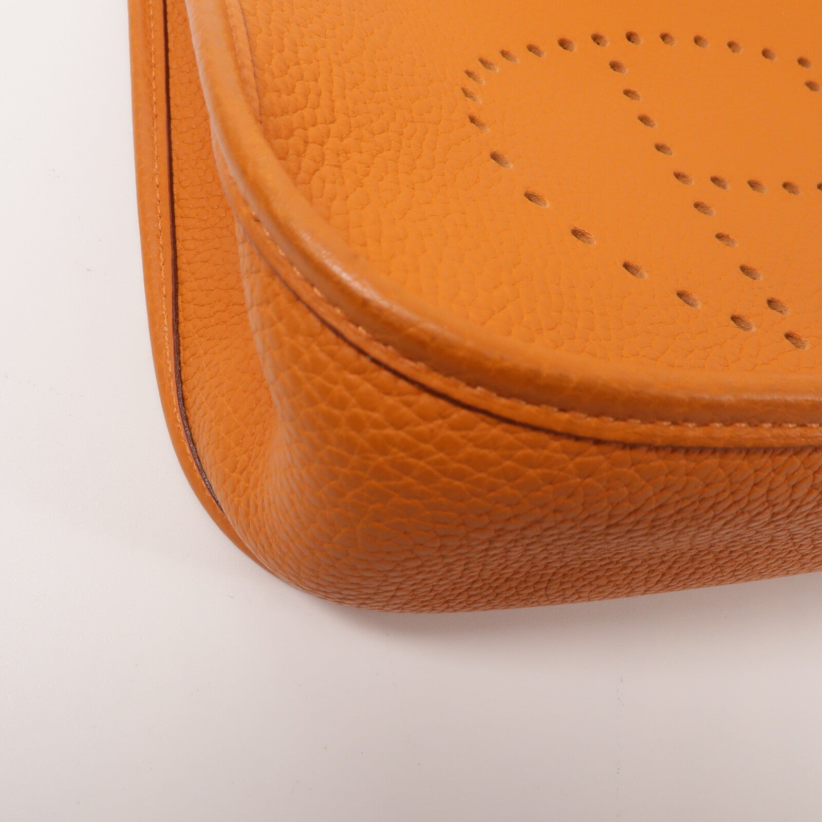 HERMES Clemence皮革Evelyne PM肩背袋Orange