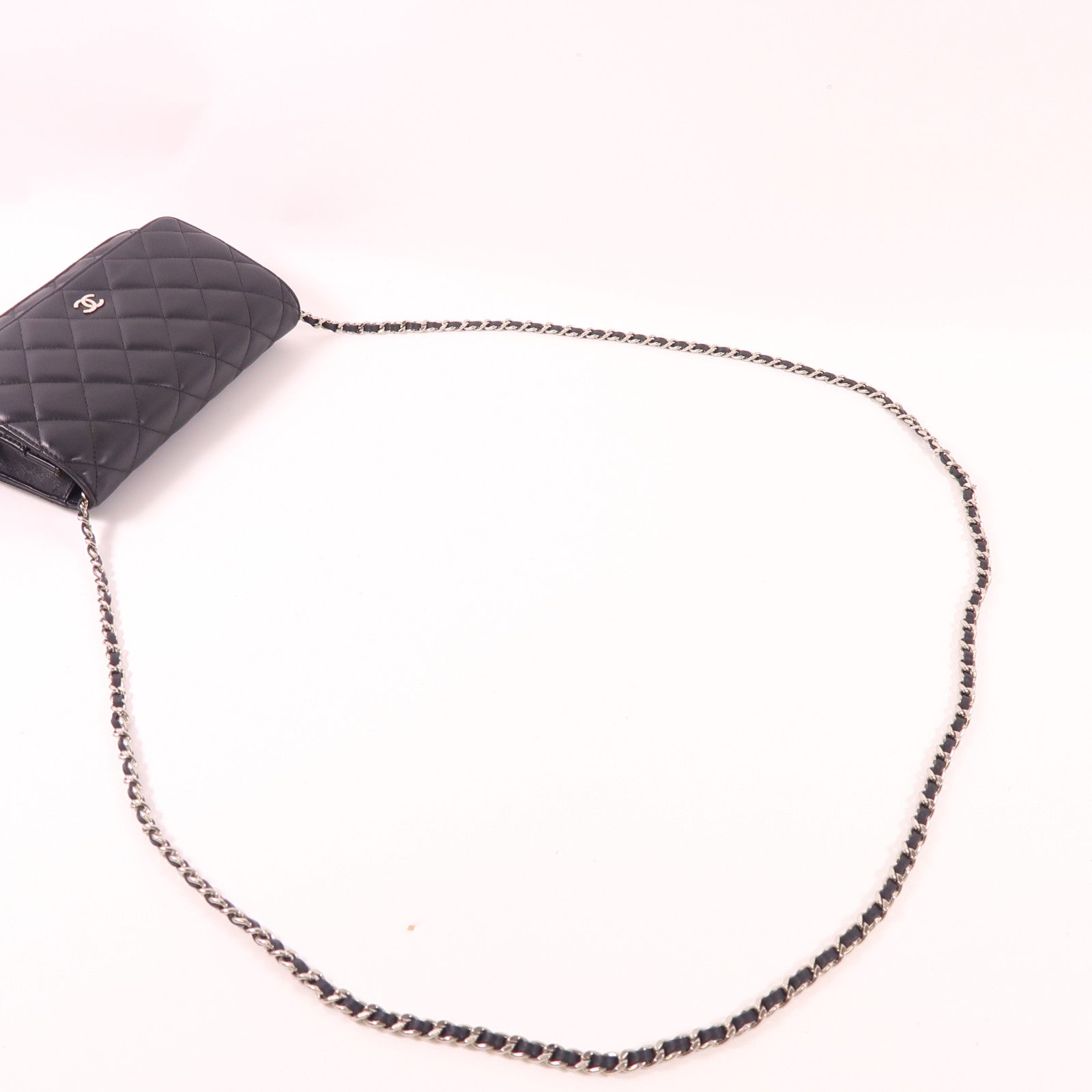 CHANEL 牛皮皮革WOC Wallet On Chain銀扣鏈帶肩背袋