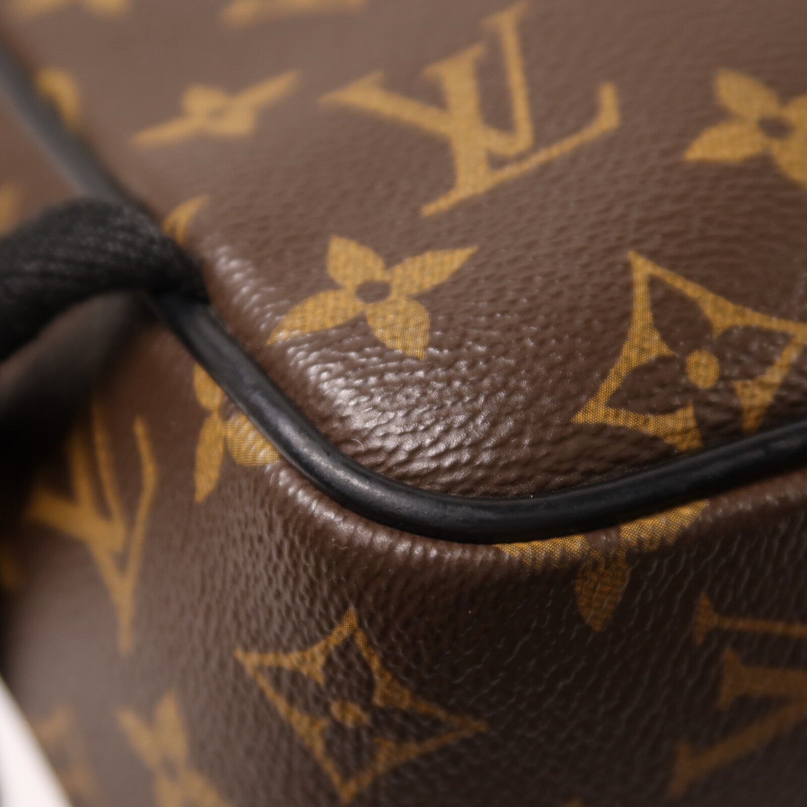 LOUIS VUITTON Monogram Josh背包