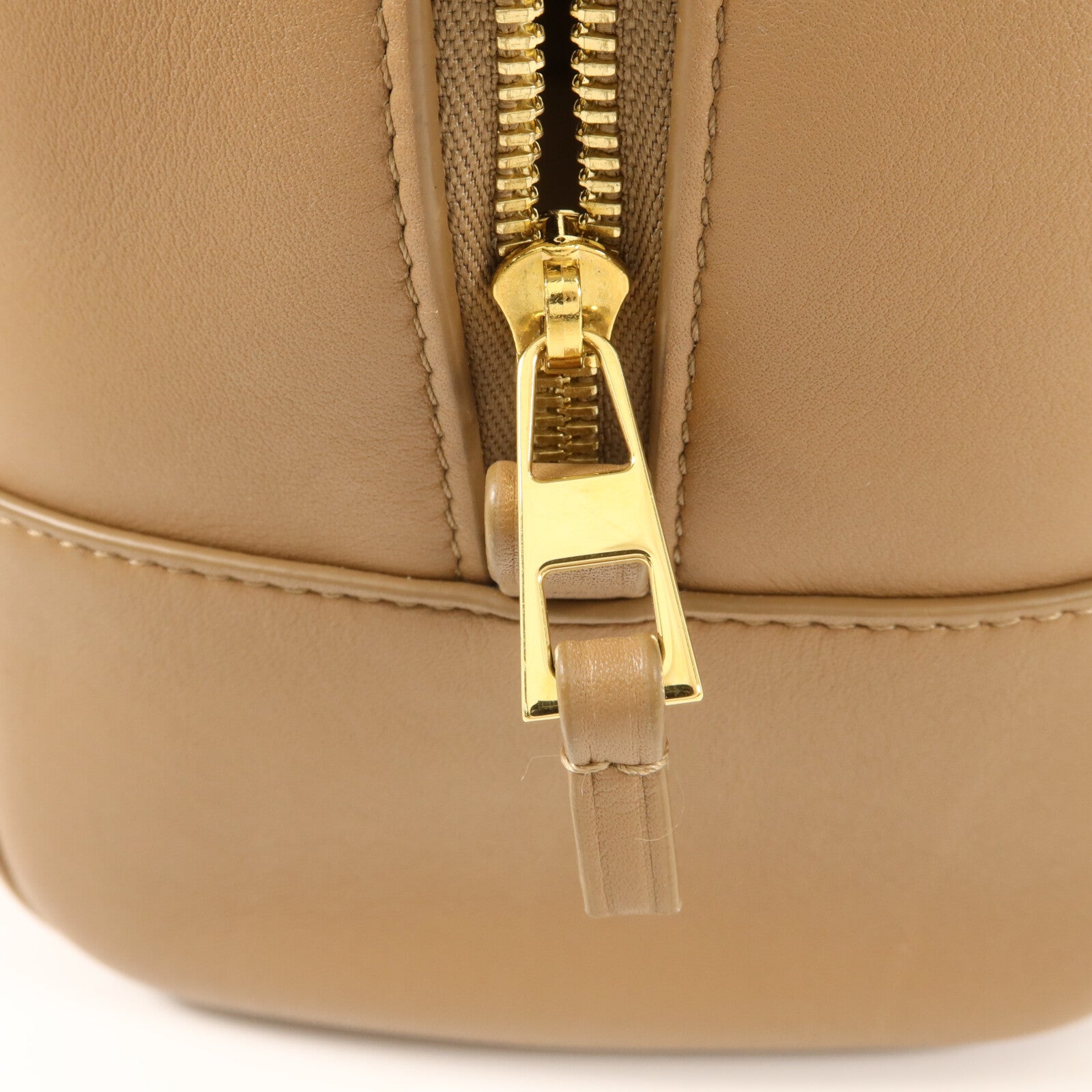 LOEWE 牛皮皮革Amazona 23手挽肩背兩用袋