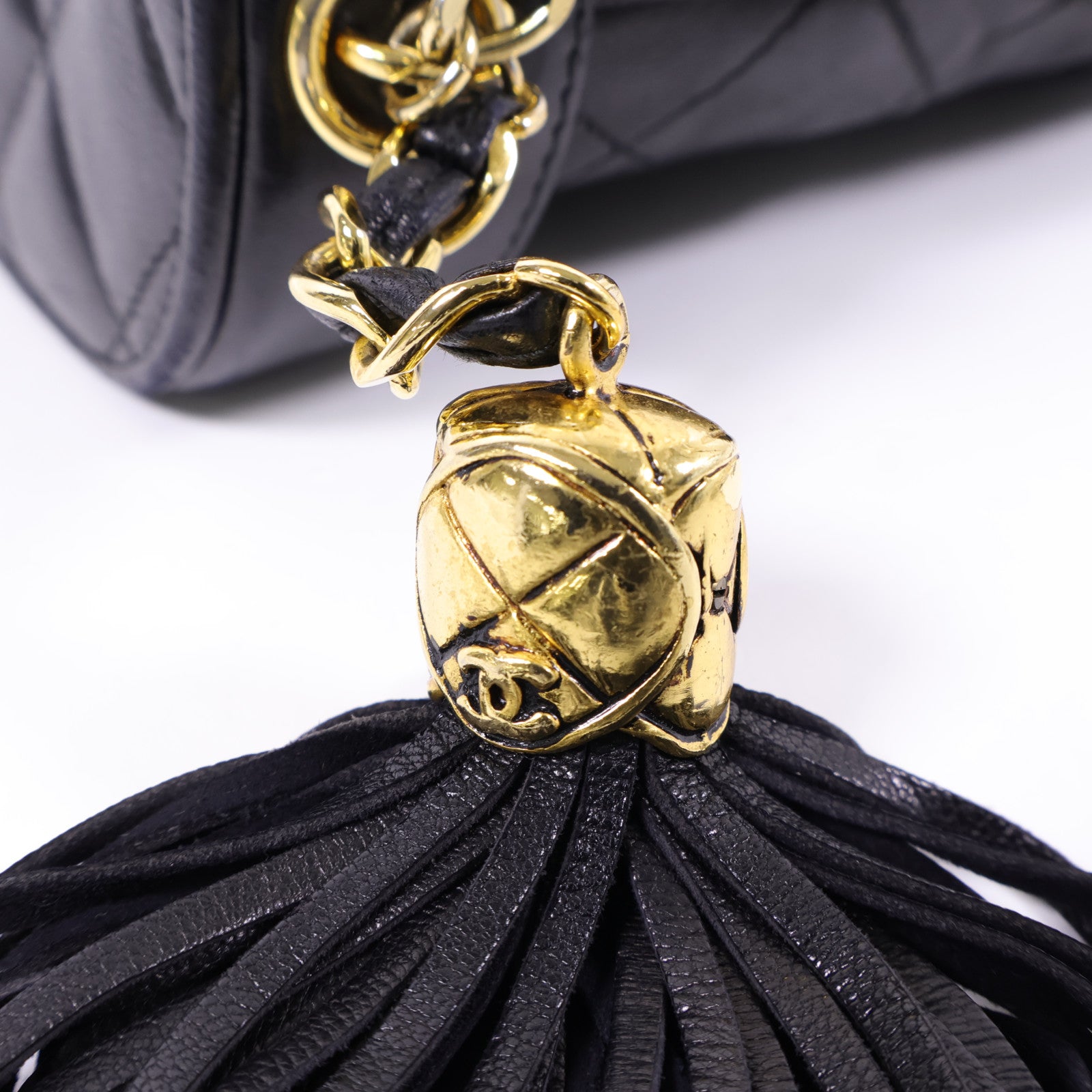 CHANEL 羊皮皮革Vintage Chain Shoulder金扣鏈帶肩背袋