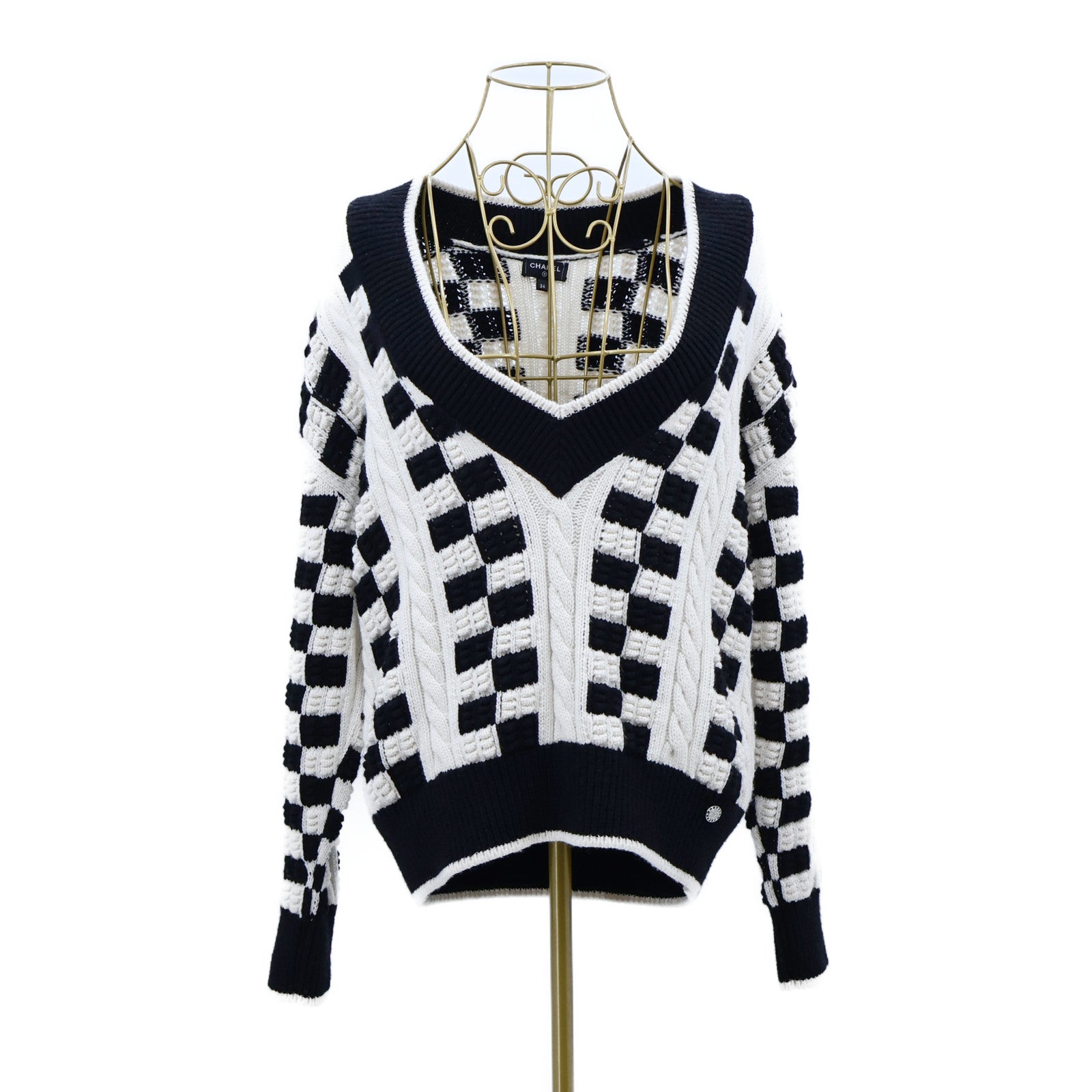 CHANEL Cashmere/Polyamide Coco button Knit Sweater針織