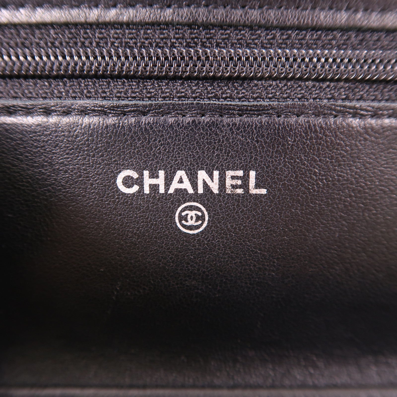 CHANEL 牛皮皮革WOC Wallet On Chain銀扣鏈帶肩背袋