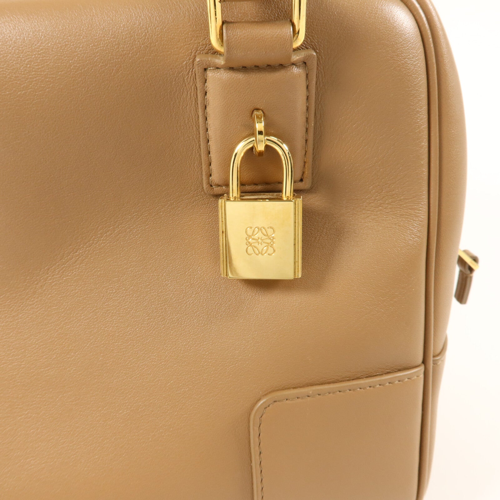 LOEWE 牛皮皮革Amazona 23手挽肩背兩用袋