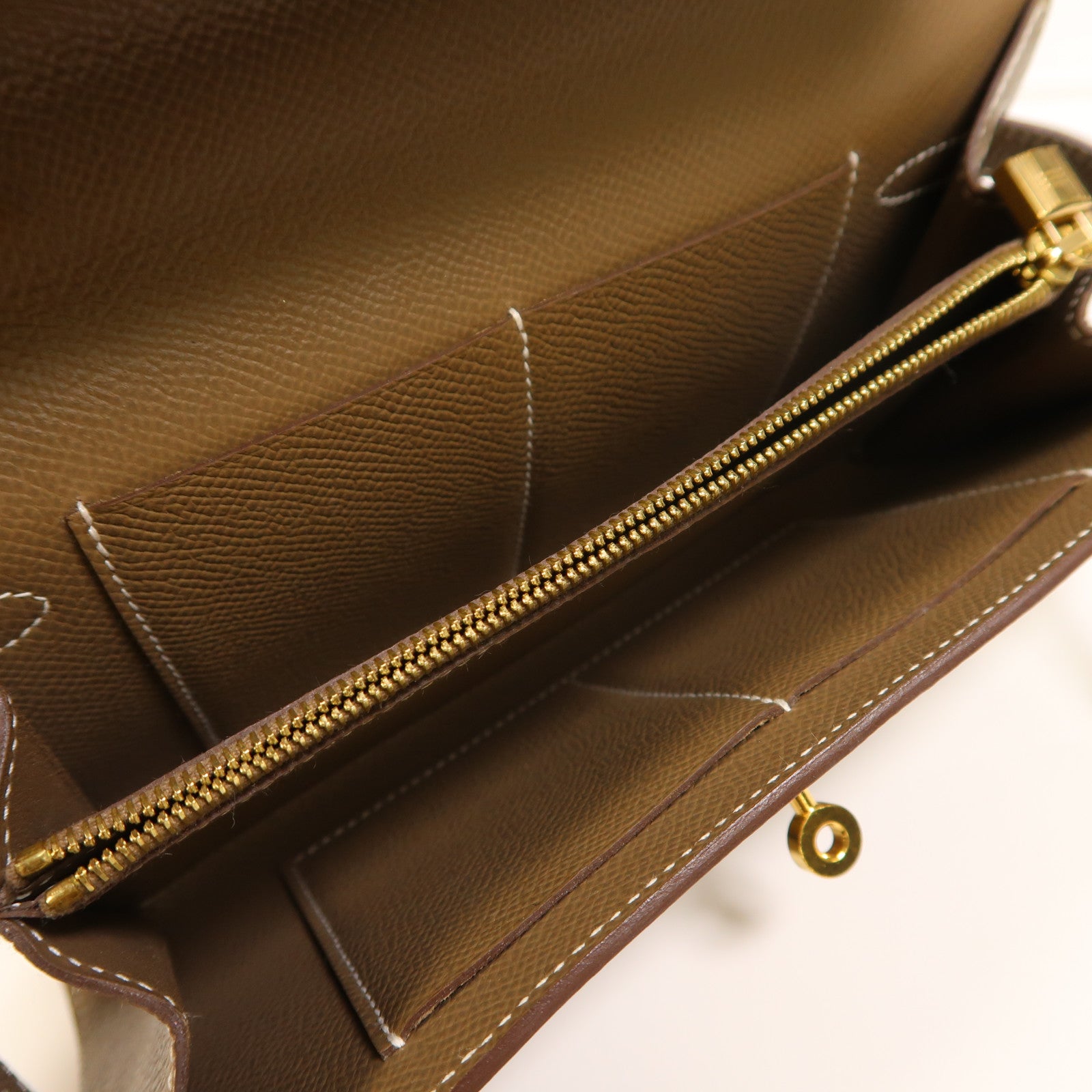 HERMES Epsom皮革Kelly To Go金扣肩背袋Etoupe