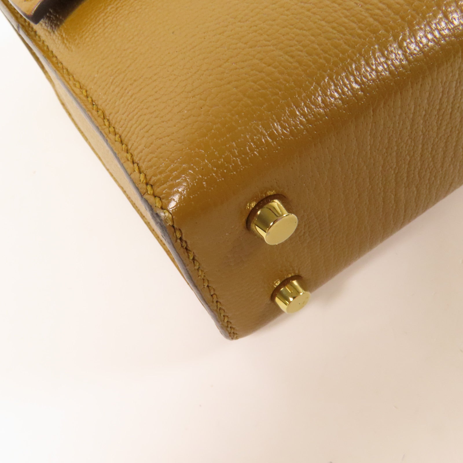 HERMES Chevre皮革Verrou Mini金扣鏈帶肩背袋Sesame