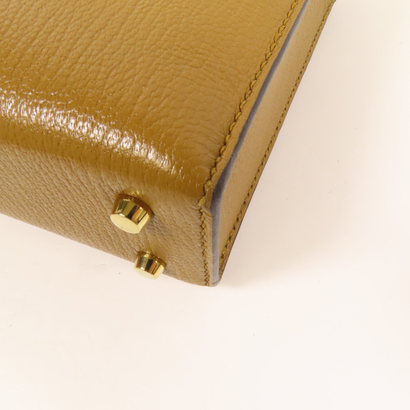 HERMES Chevre皮革Verrou Mini金扣鏈帶肩背袋Sesame