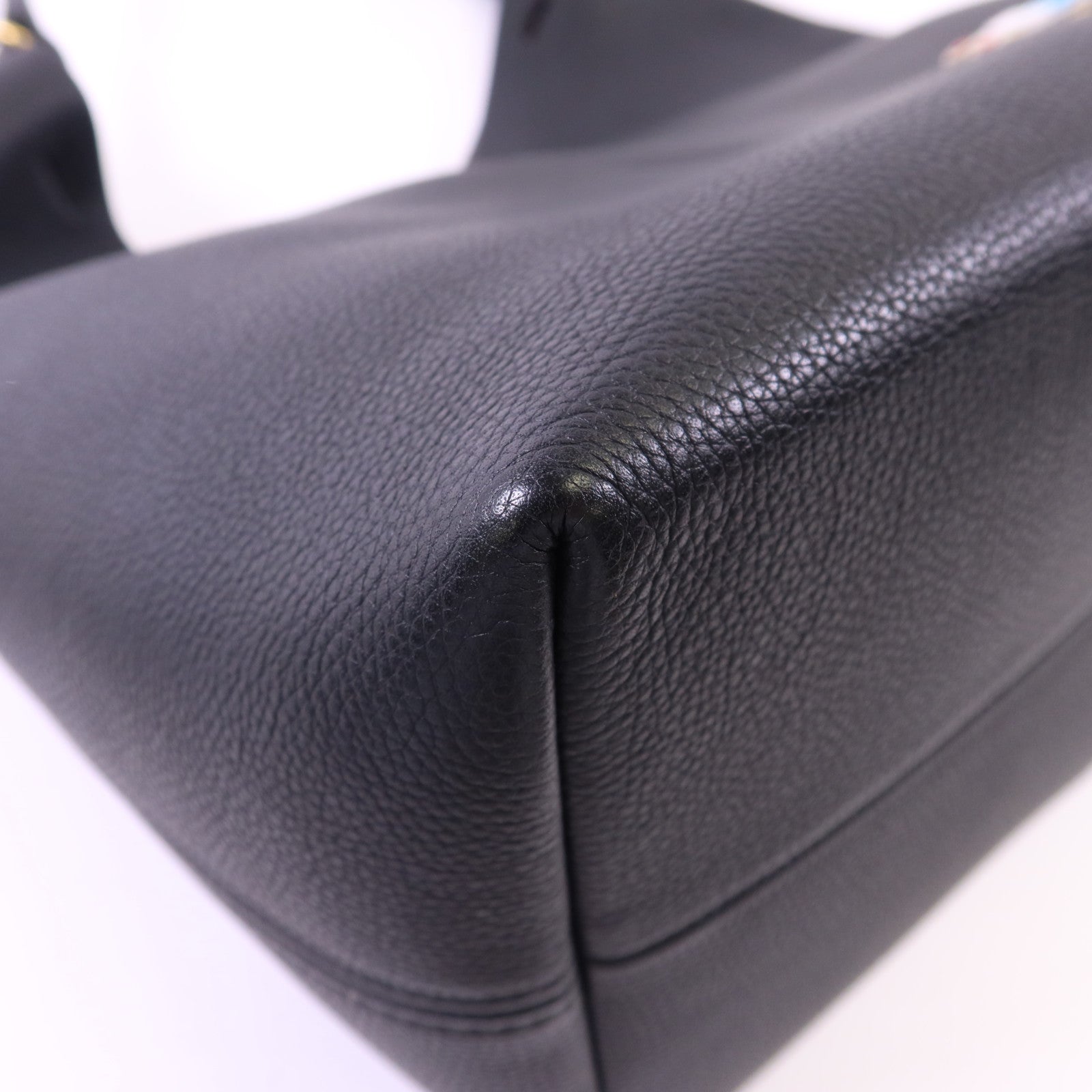 ANYA HINDMARCH 皮革Build A Bag金扣肩背袋