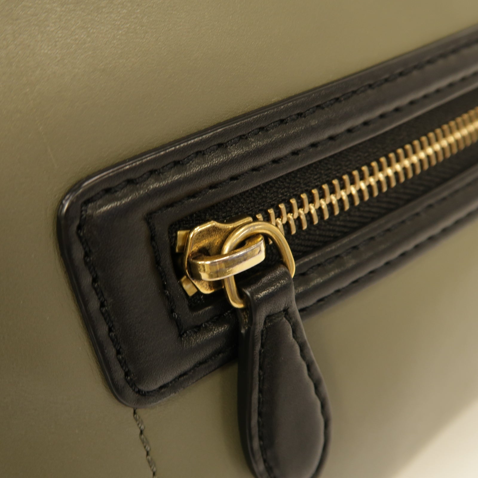 CELINE 牛皮皮革Luggage Bag金扣手挽袋黑色/綠色/灰色