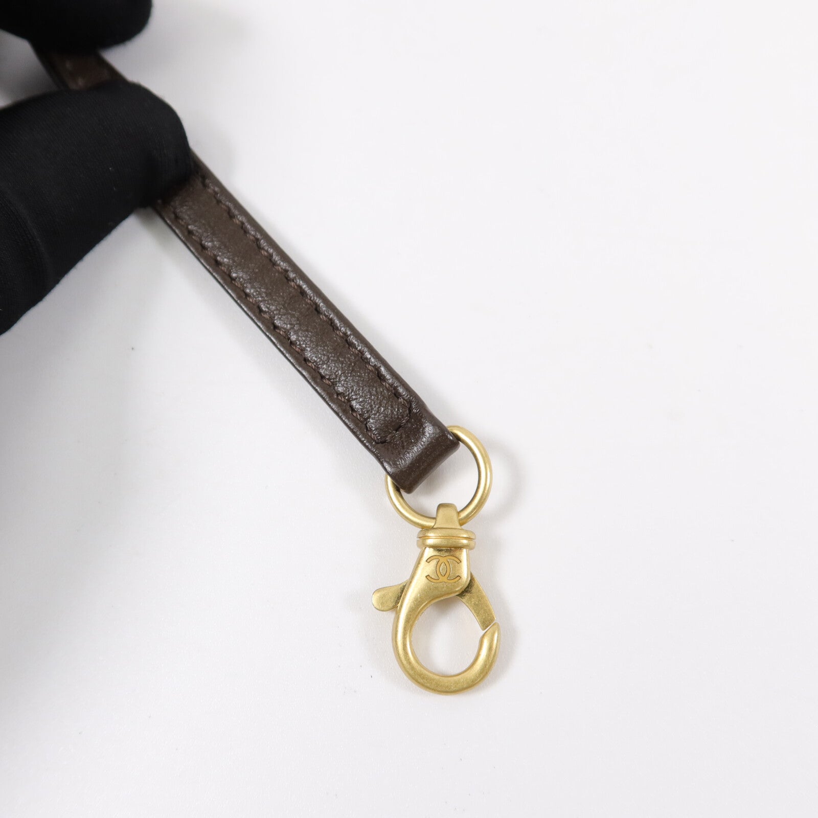 CHANEL 麂皮皮革Maxi Hobo Bag肩背袋