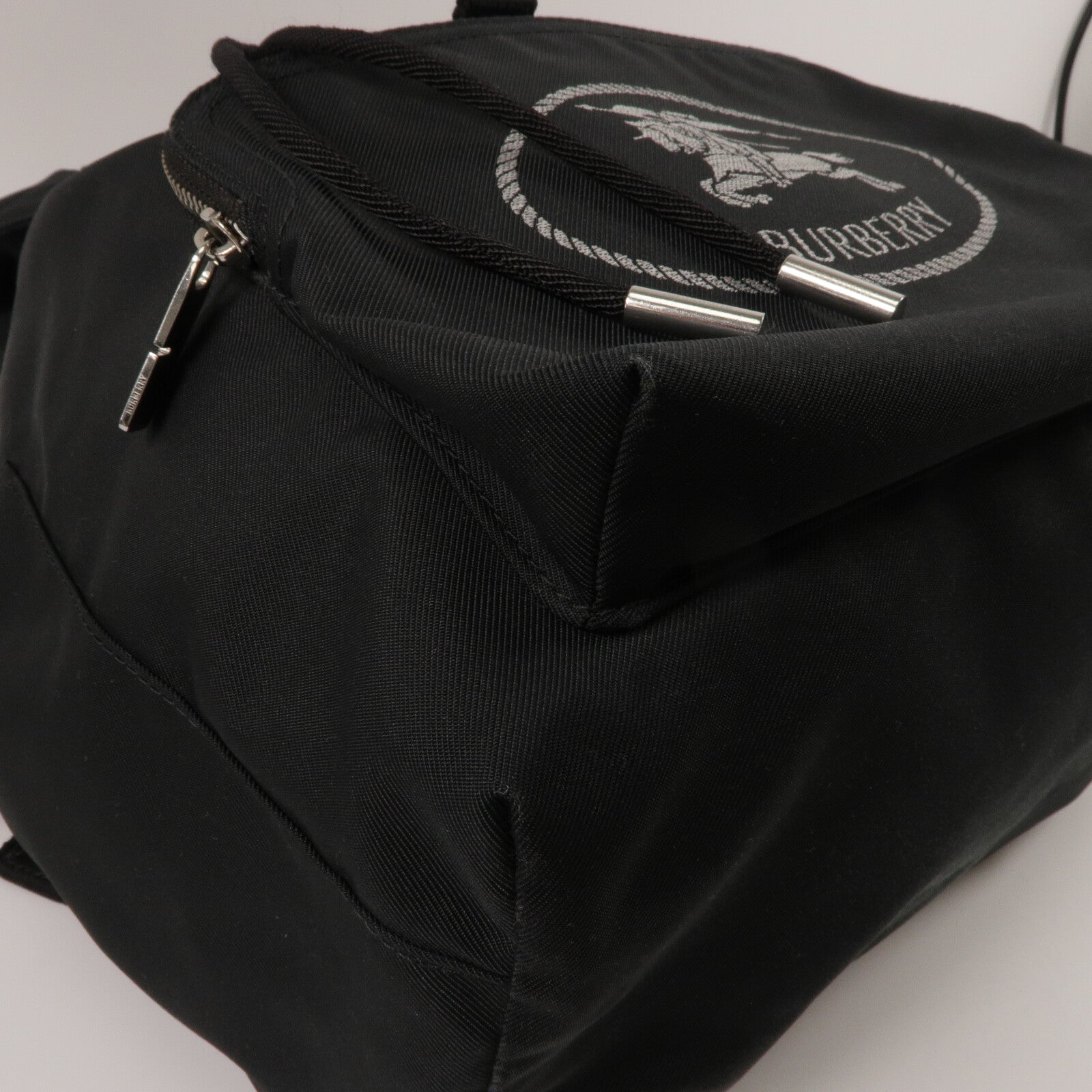BURBERRY 尼龍Orkney Flap Backpack背包