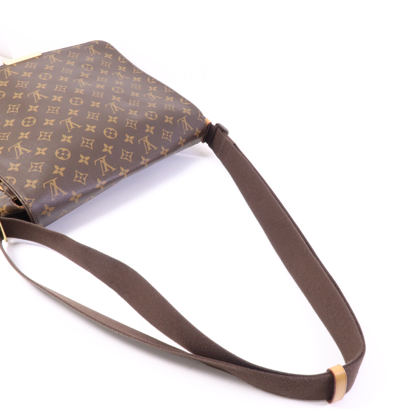 LOUIS VUITTON Monogram Valmy MM Shoulder Bag金扣肩背袋