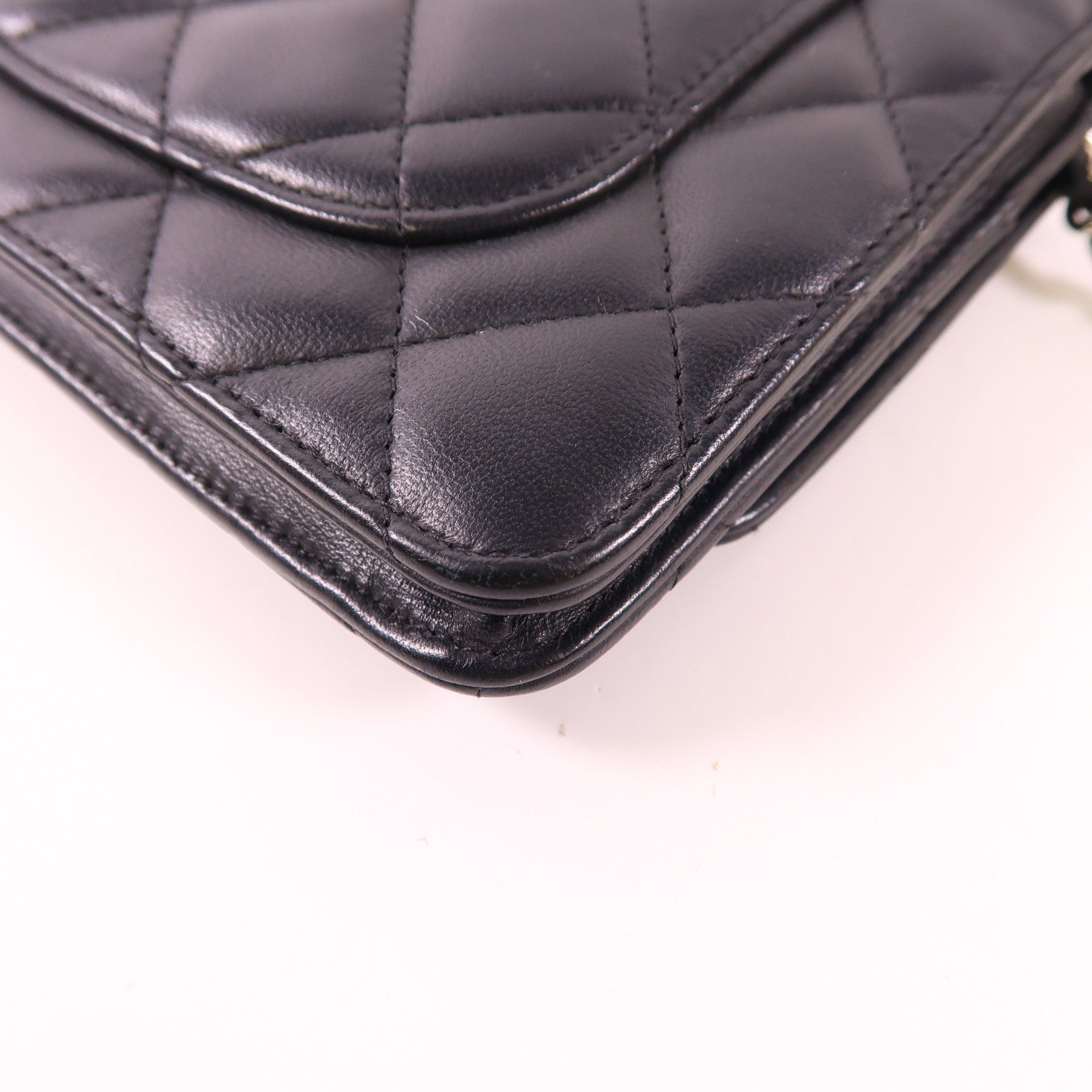 CHANEL 牛皮皮革WOC Wallet On Chain銀扣鏈帶肩背袋