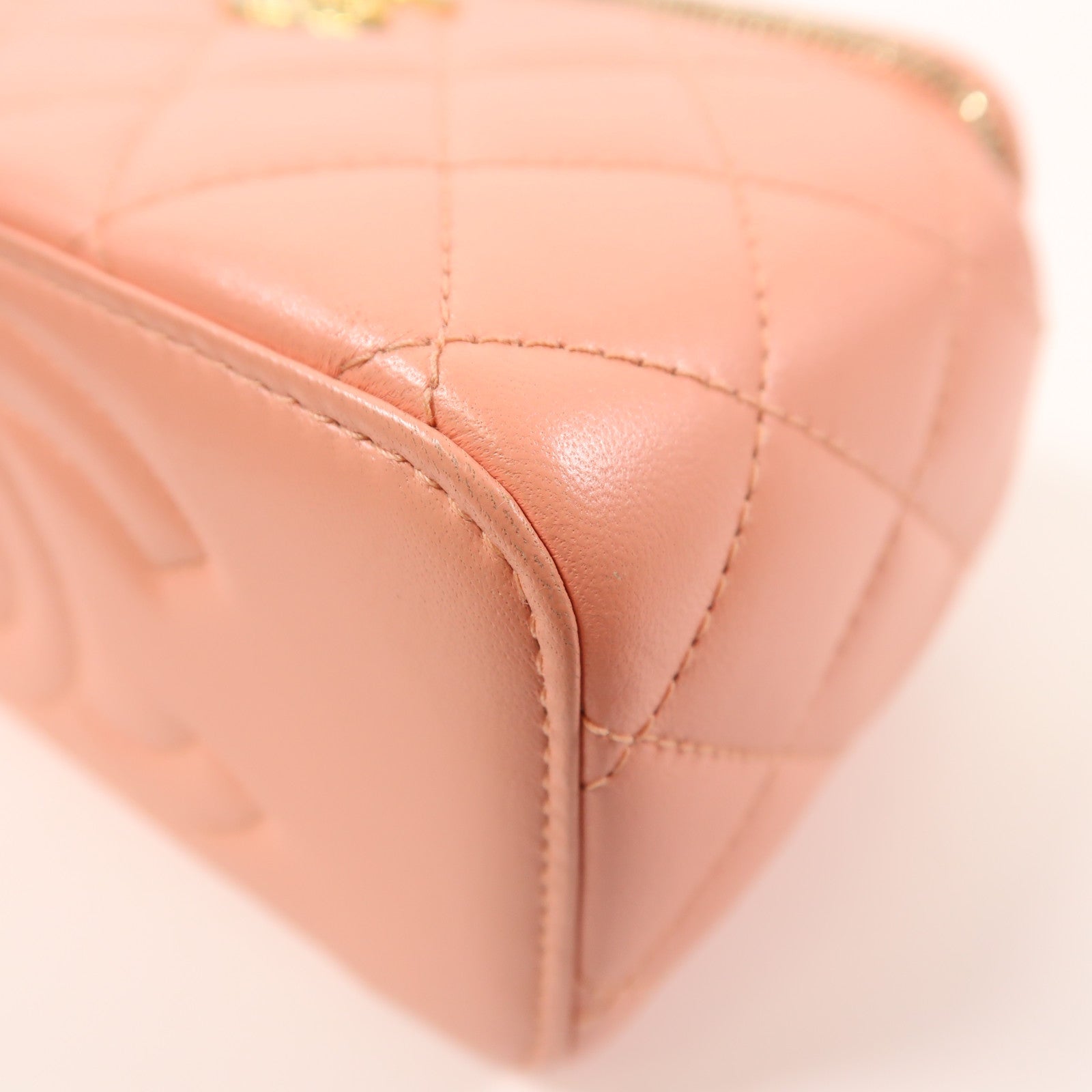 CHANEL 羊皮皮革Vanity Case金扣鏈帶肩背袋