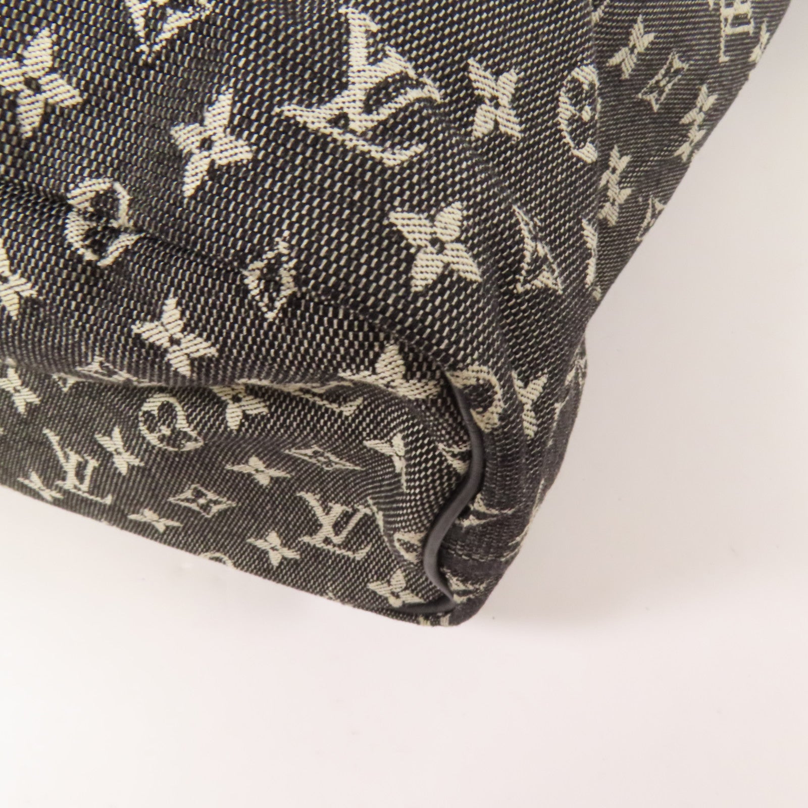 LOUIS VUITTON Monogram Mini Lucille GM金扣手挽袋