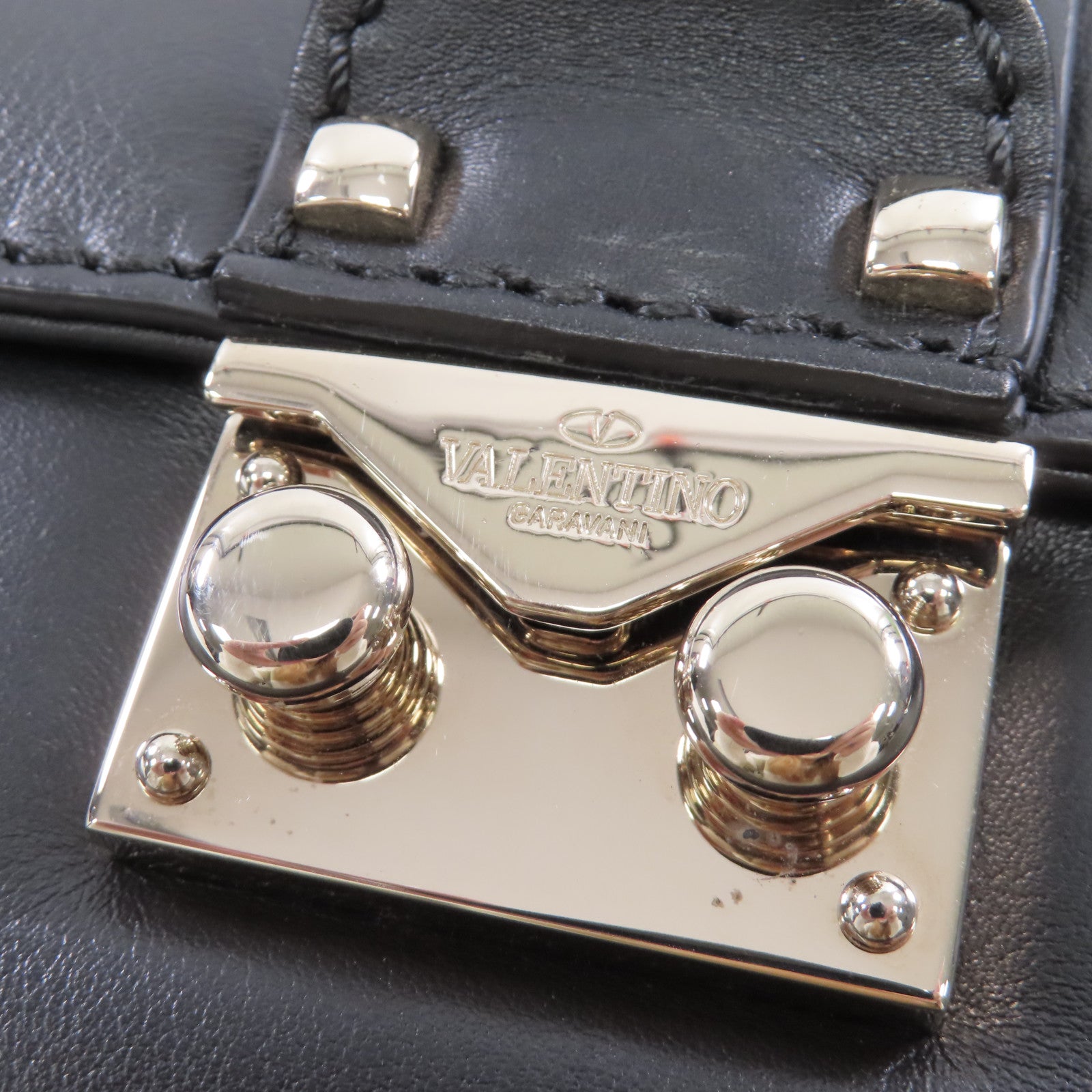 Valentino 牛皮皮革Shoulder Bag金扣肩背袋黑色