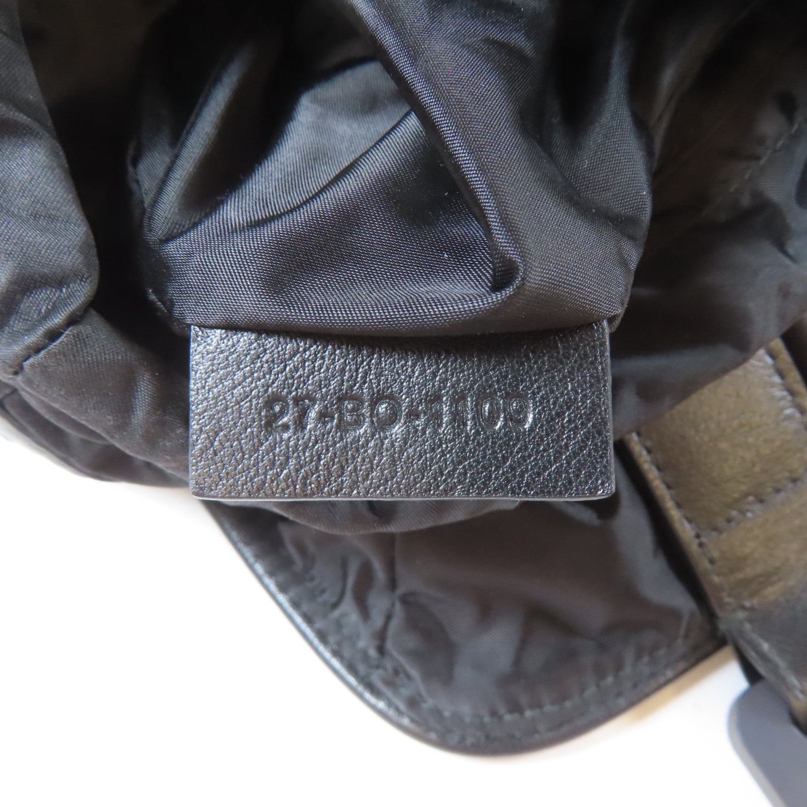 Dior 尼龍Sling黑扣肩背袋黑色