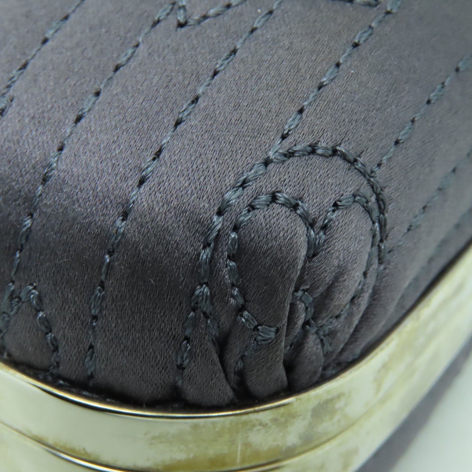 LOUIS VUITTON 【激減優惠】Monogram Satin Motard Minaudiere銀扣鏈帶肩背袋鉻色