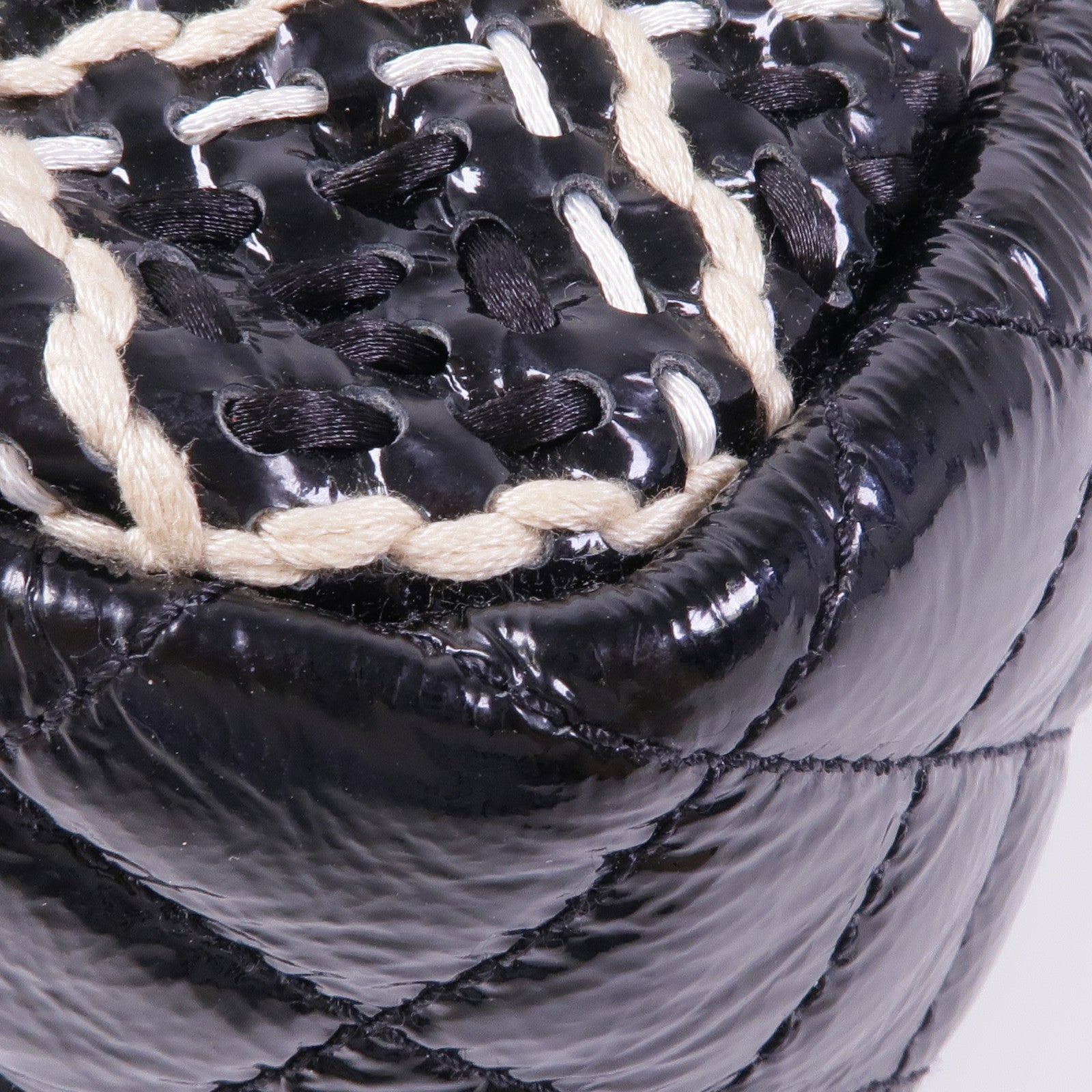 CHANEL 皮革Shoulder Bag鏈帶肩背袋