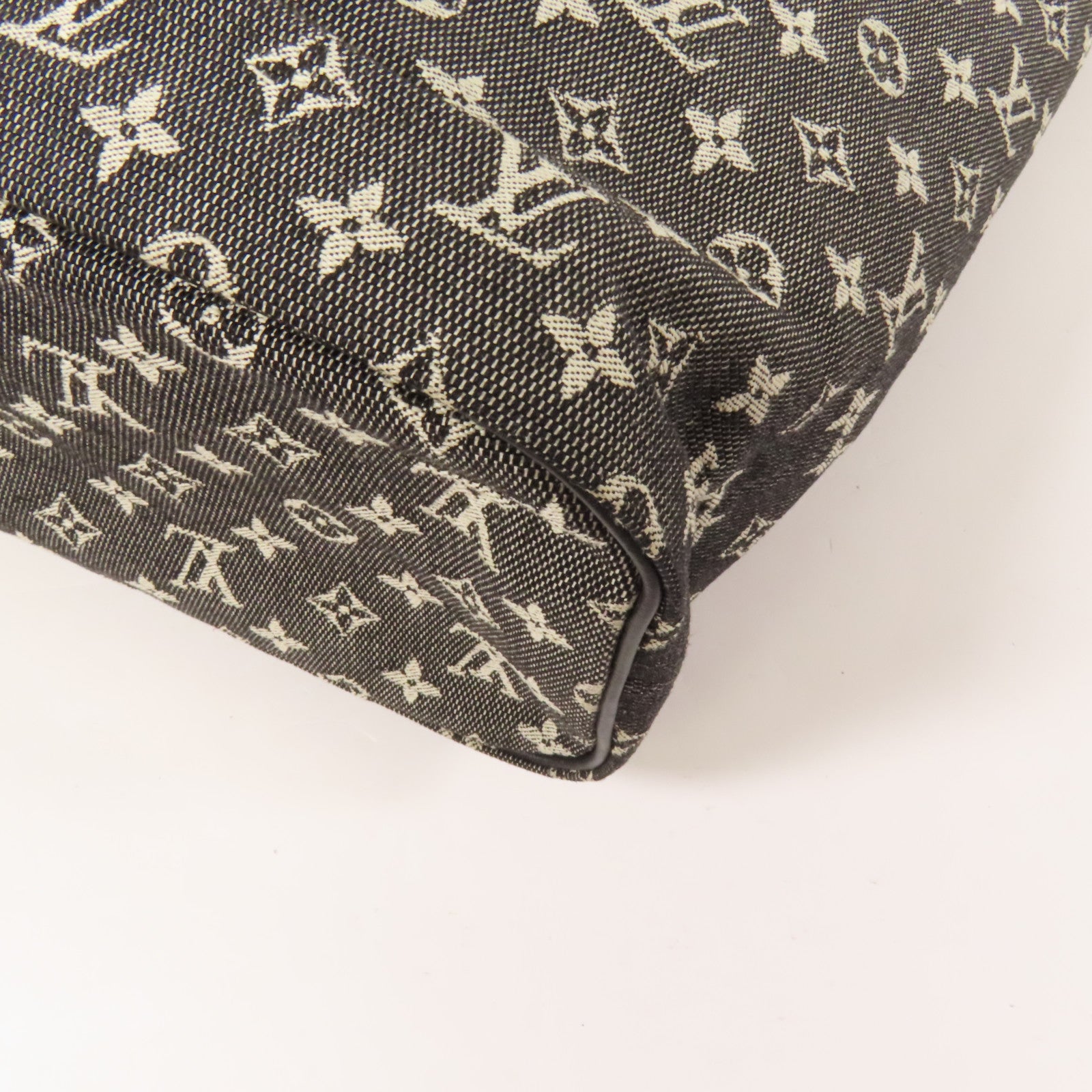 LOUIS VUITTON Monogram Mini Lucille GM金扣手挽袋