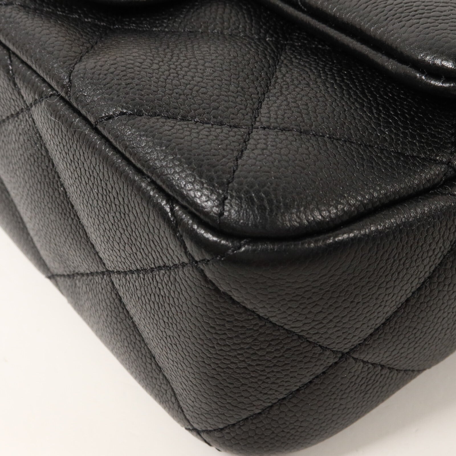 CHANEL 牛皮皮革Mini Flap Bag With Heart鏈帶肩背袋