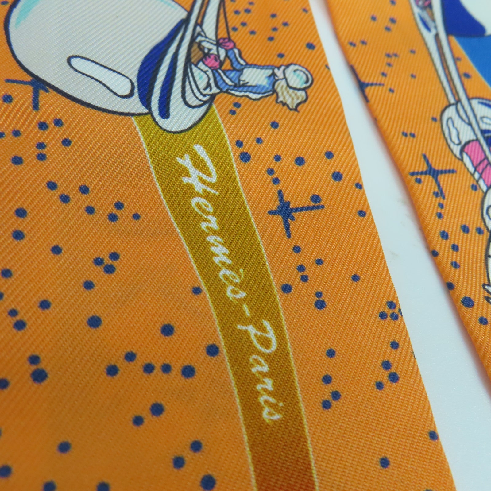 HERMES 【激減優惠】絲質Twilly Scarf絲巾橙色
