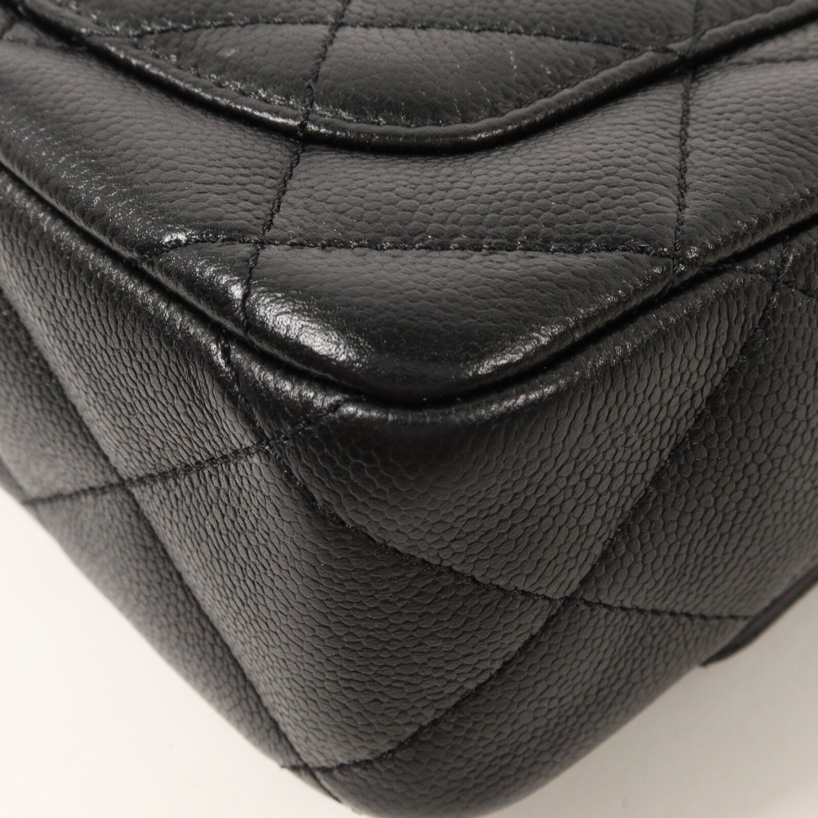 CHANEL 牛皮皮革Mini Flap Bag With Heart鏈帶肩背袋