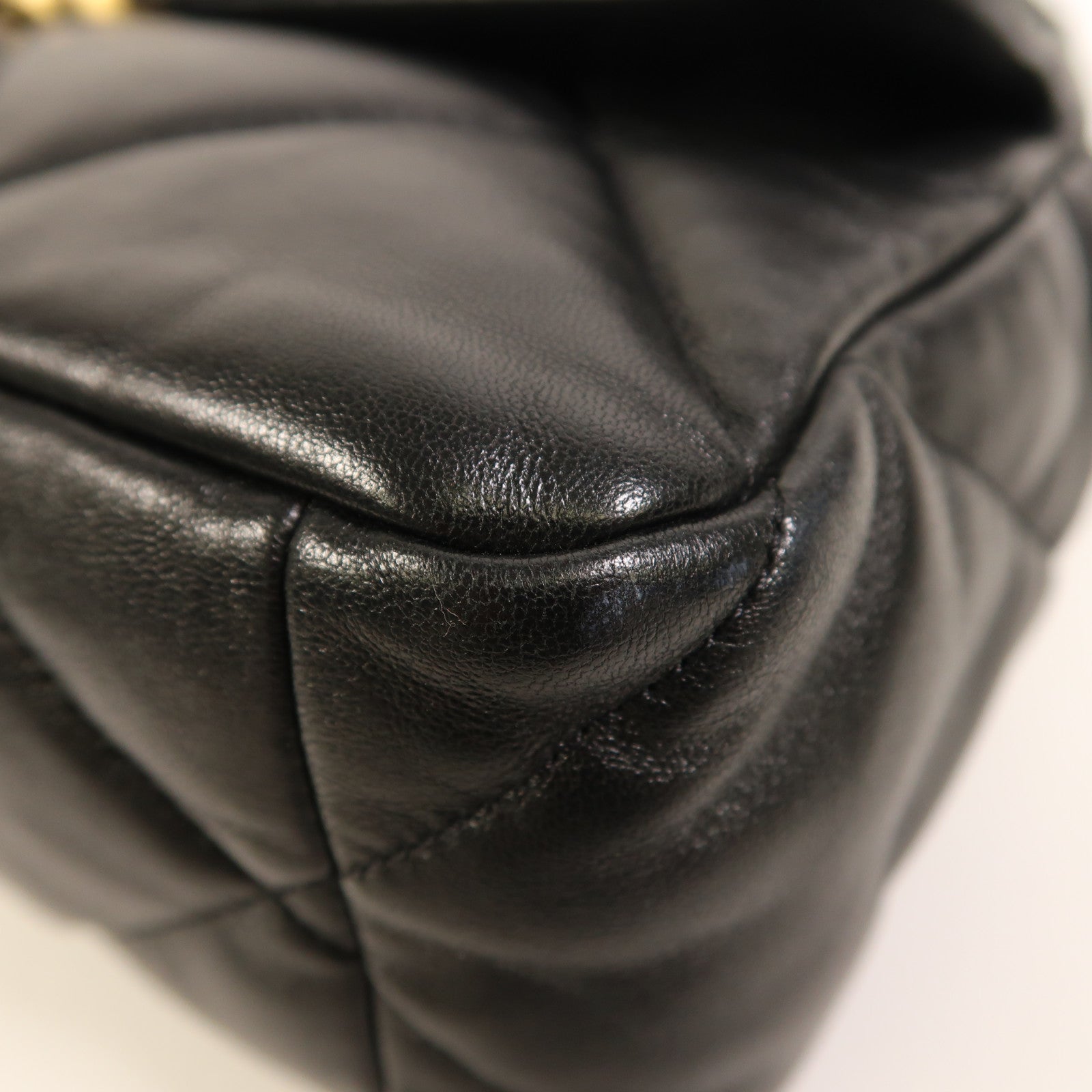 CHANEL 羊皮皮革Chanel 19手挽肩背兩用袋