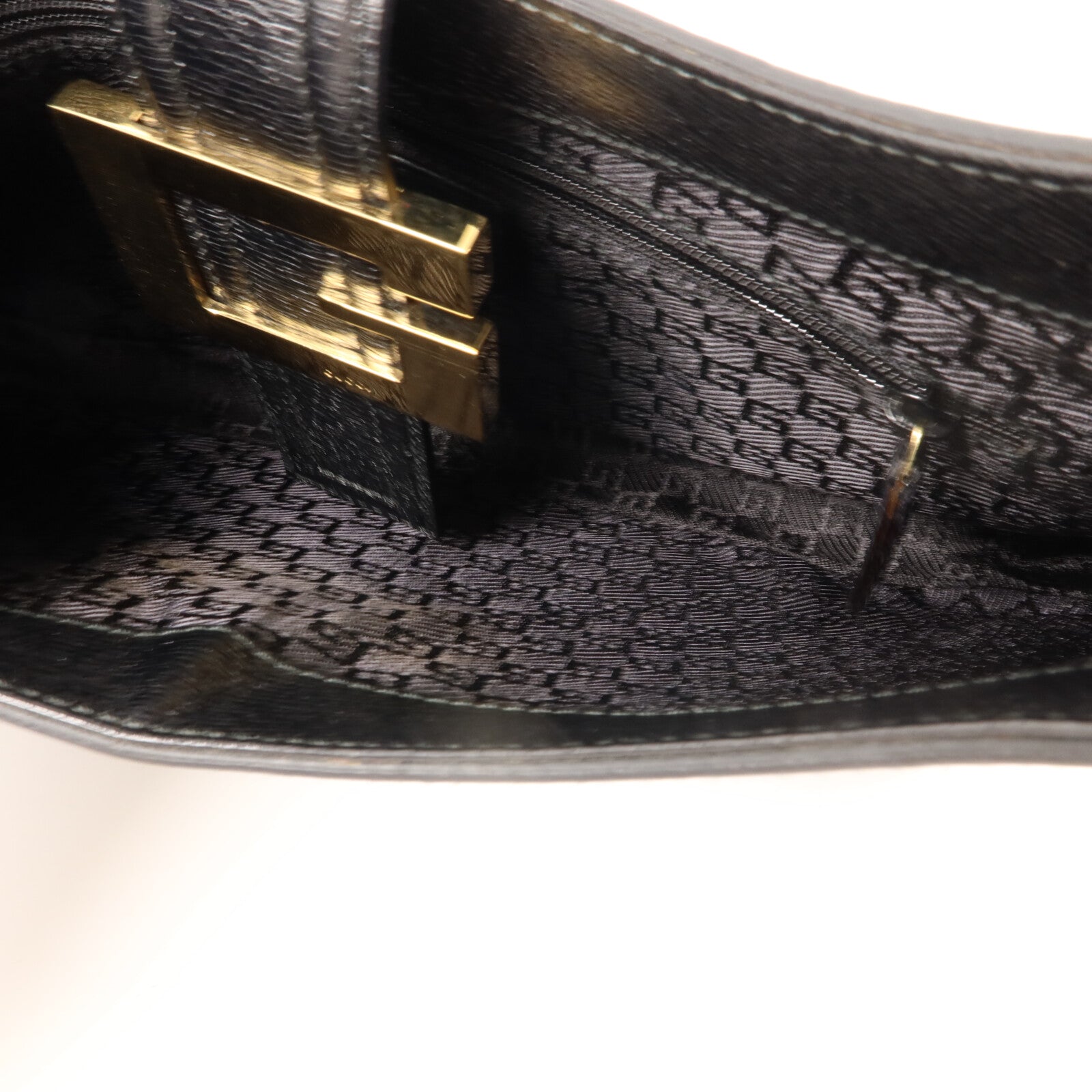 GUCCI 牛皮皮革Vintage Square G肩背袋