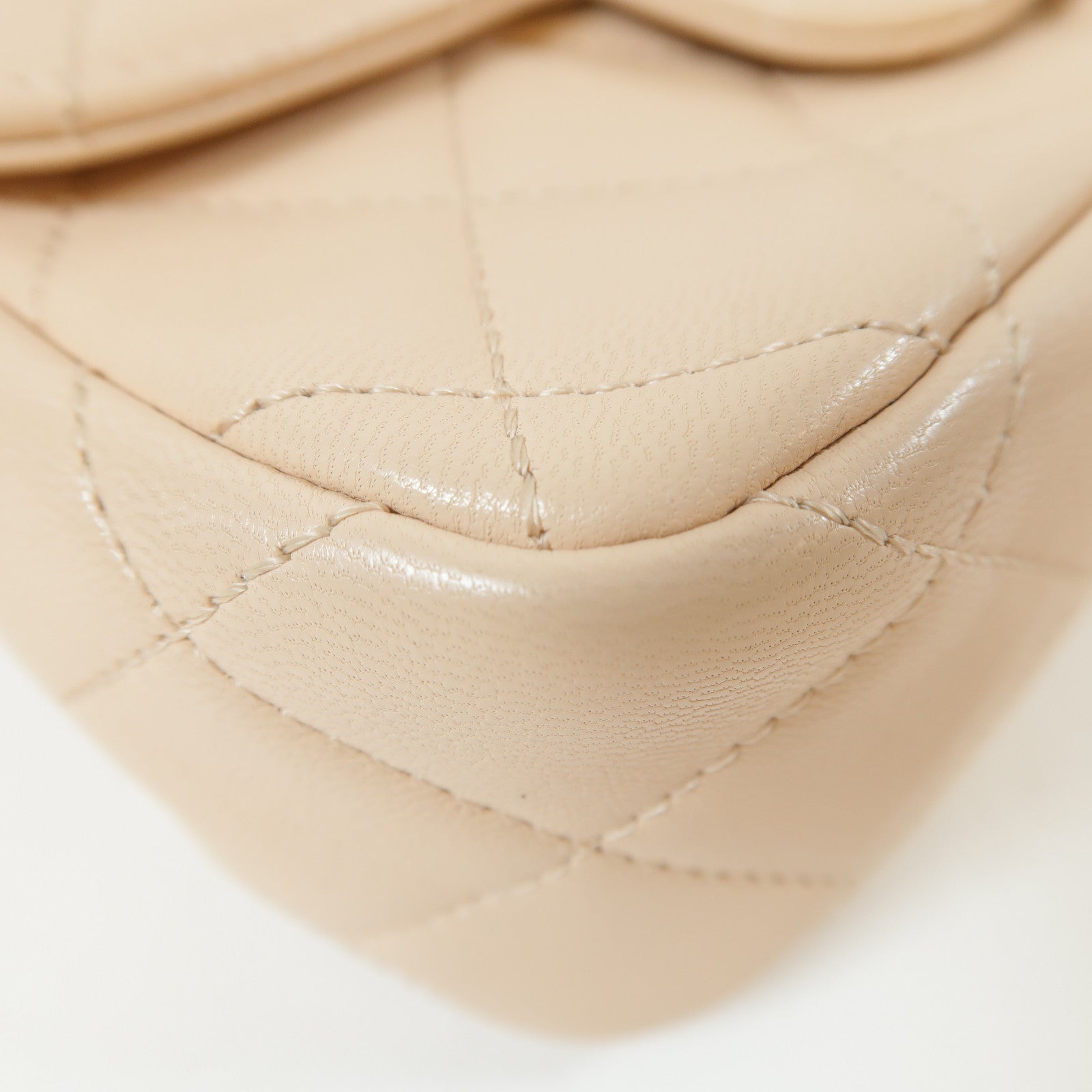 CHANEL 菱格牛皮皮革Mini Flap Bag金扣鏈帶肩背袋粉紅色