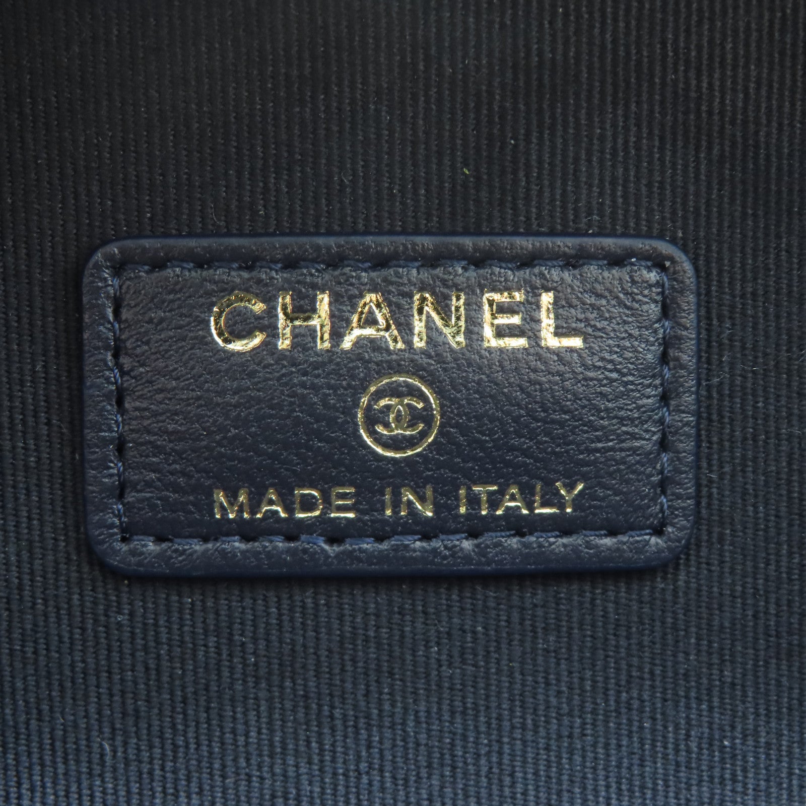 CHANEL 菱格羊皮皮革Vanity with Chain Bag金扣鏈帶肩背袋深藍色