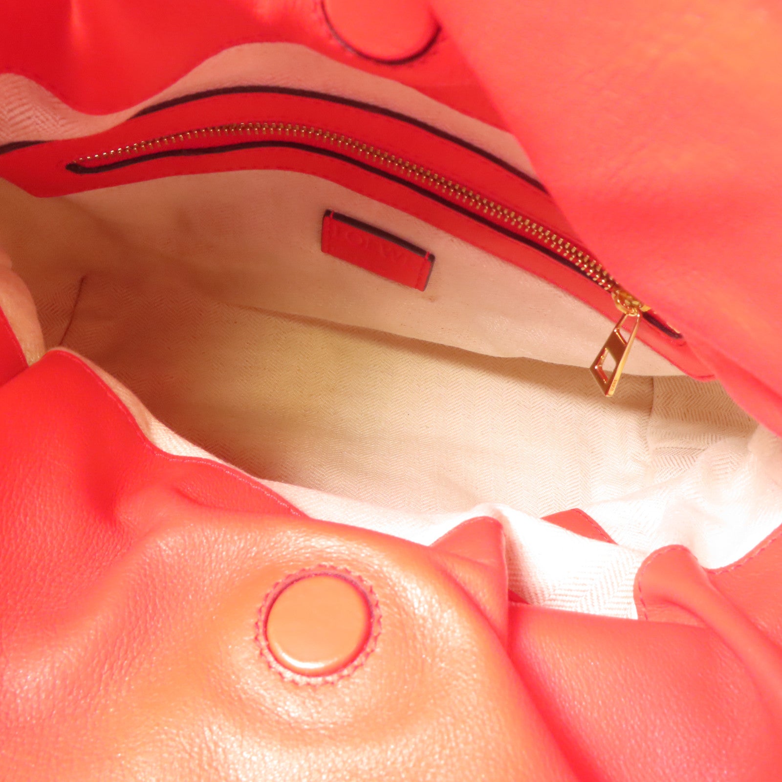 LOEWE 皮革Flamenco Knot Bag金扣肩背袋紅色
