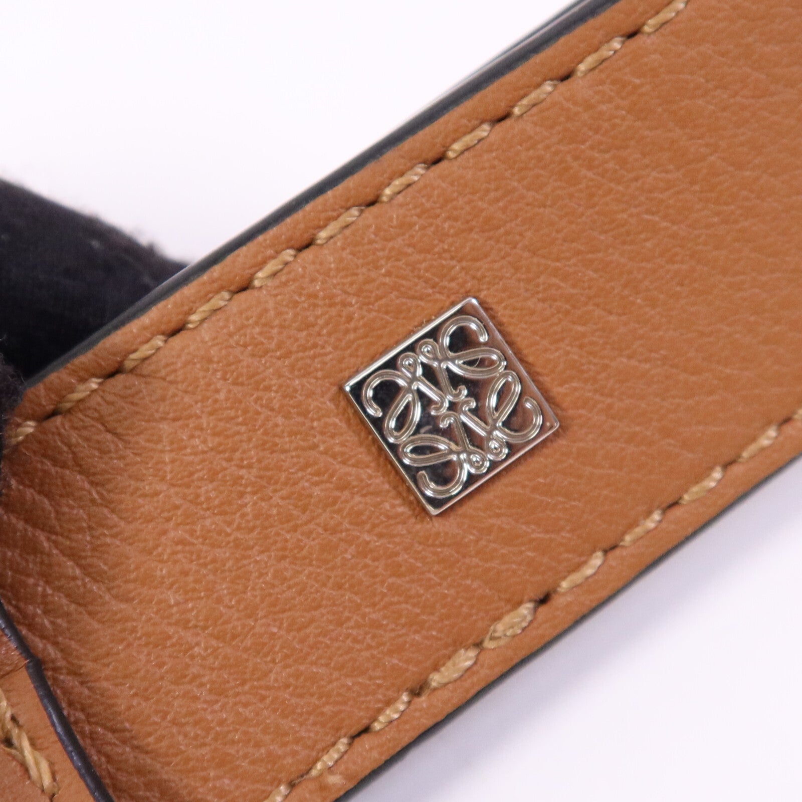 LOEWE 牛皮皮革Hammock銀扣肩背袋