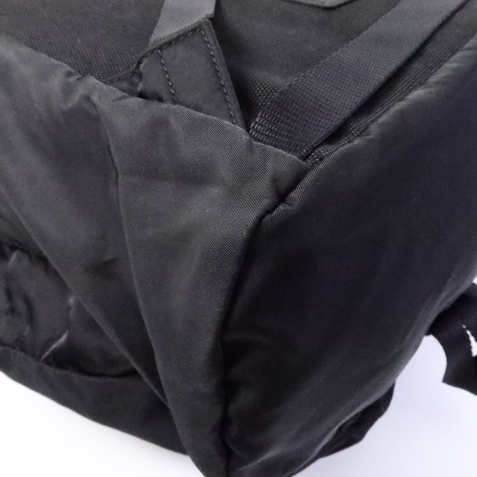 PRADA 尼龍Tessuto Large Backpack背包