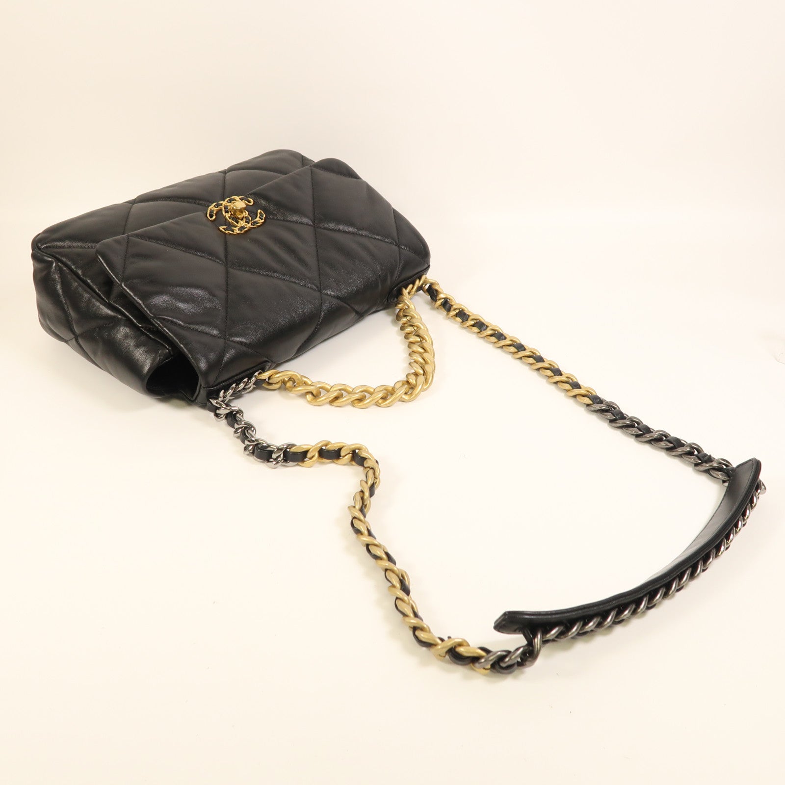 CHANEL 羊皮皮革Chanel 19手挽肩背兩用袋